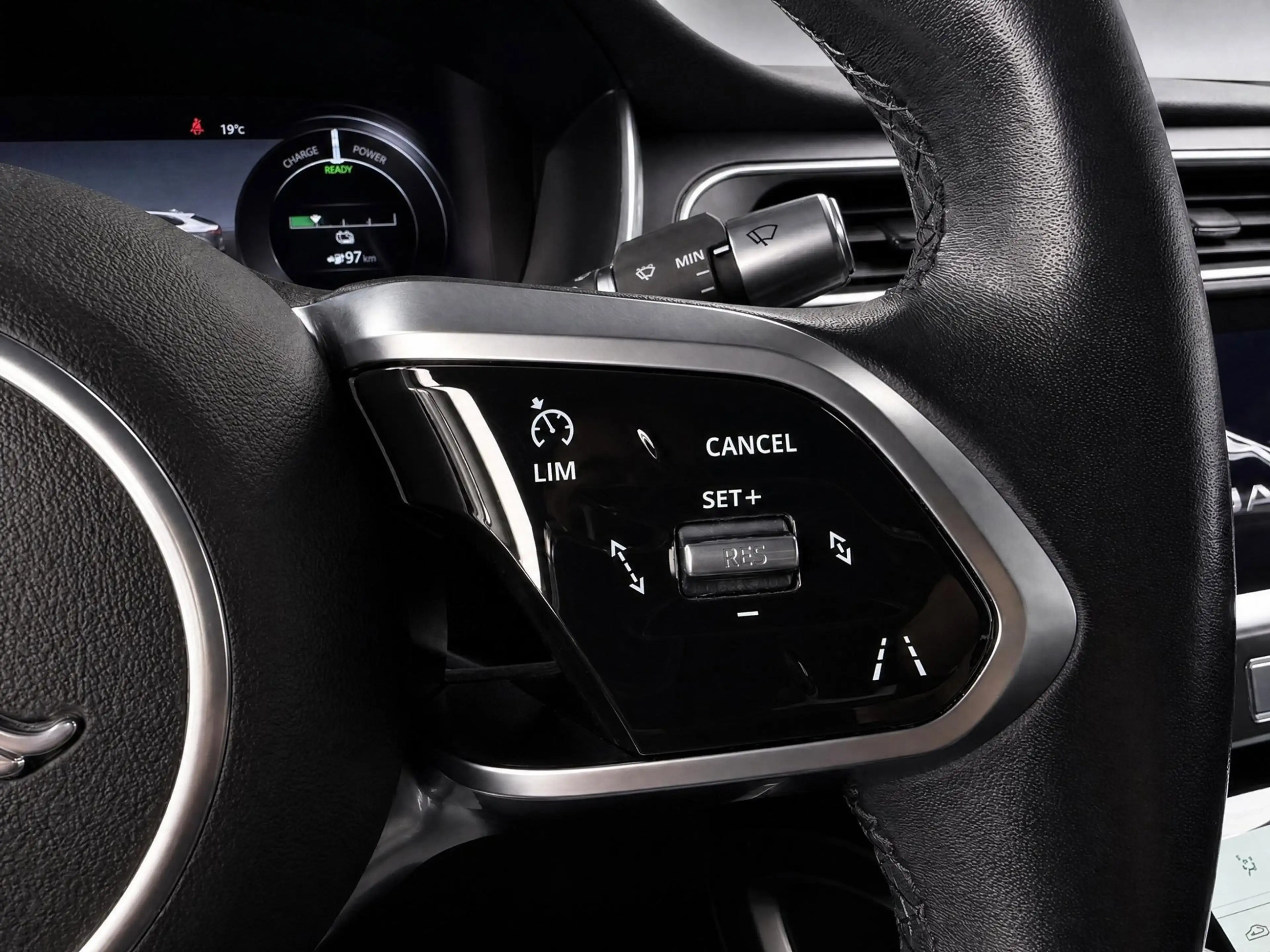 Jaguar I-Pace EV400 HSE 90 kWh — photo 21