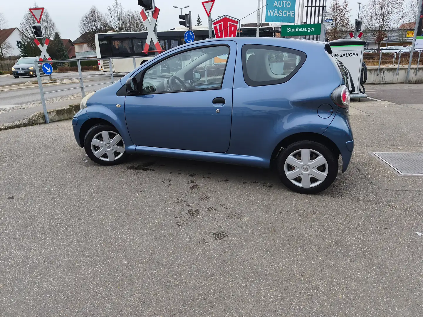 Toyota Aygo Aygo City Blau - 1