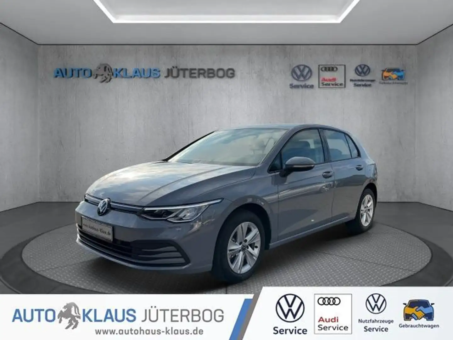 Volkswagen Golf VIII (8) 1.0 eTSI Life+Navi+Assistenzpaket Grau - 1