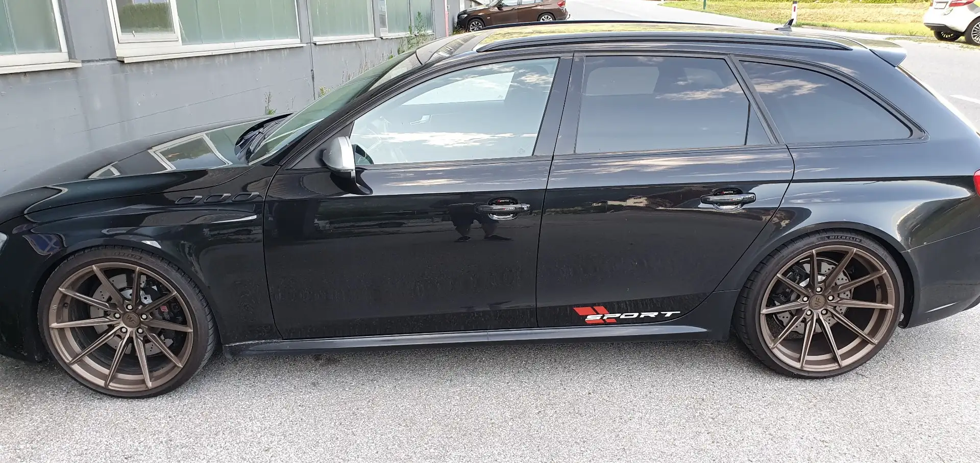 Audi RS4 Avant S tronic - 2