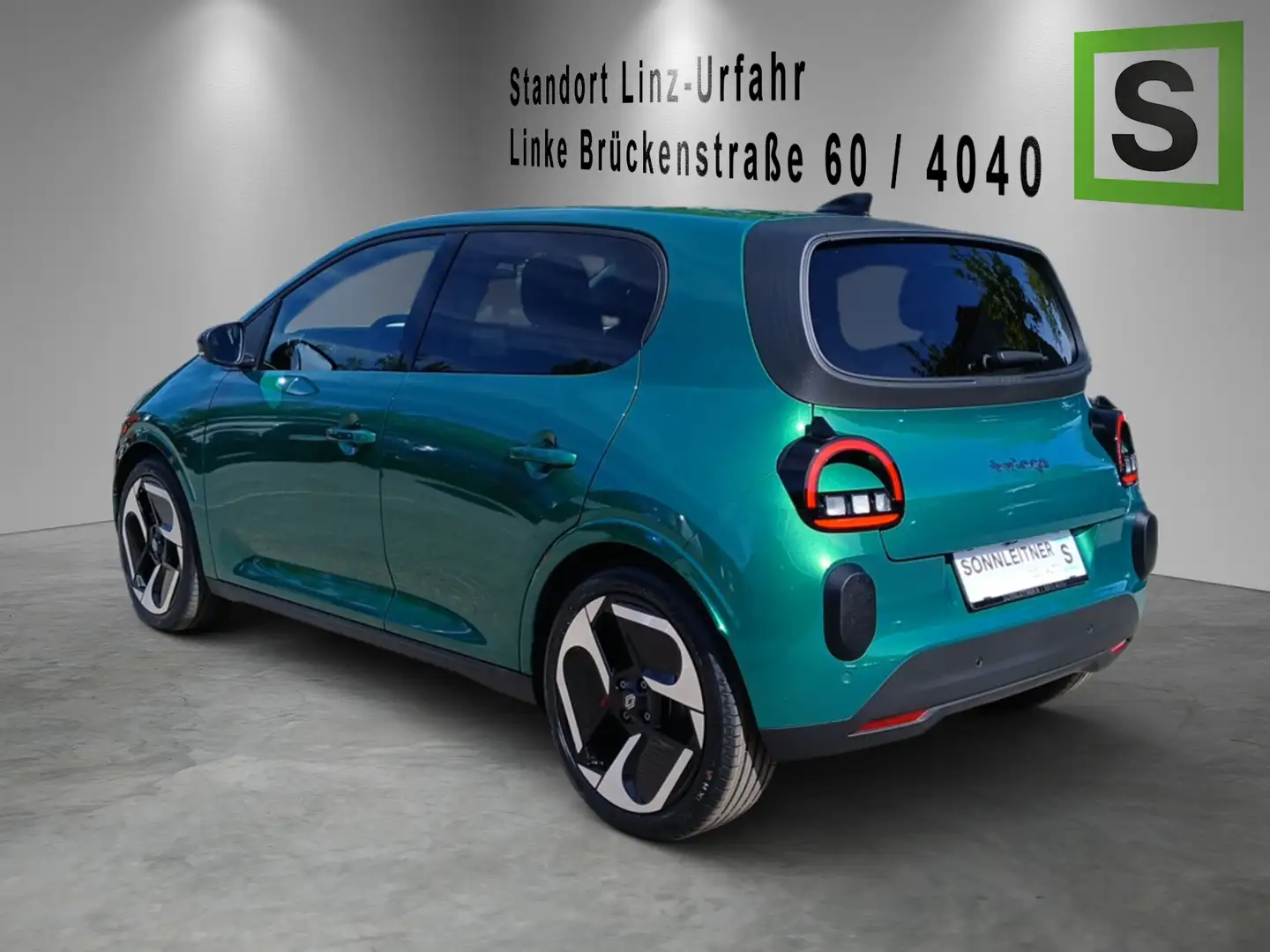 Renault Twingo TWINGO E-Tech Electric Techno 80 PS urban range Grün - 2