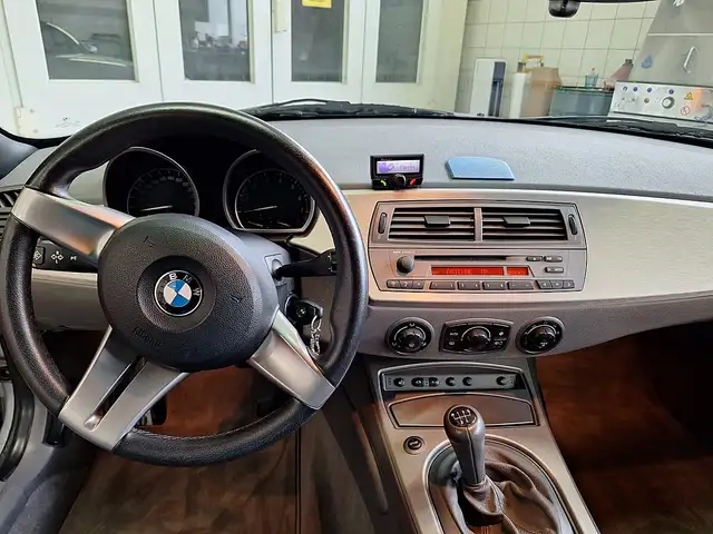 BMW Z4 view 13