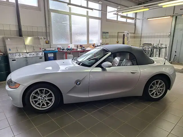 BMW Z4 view 8