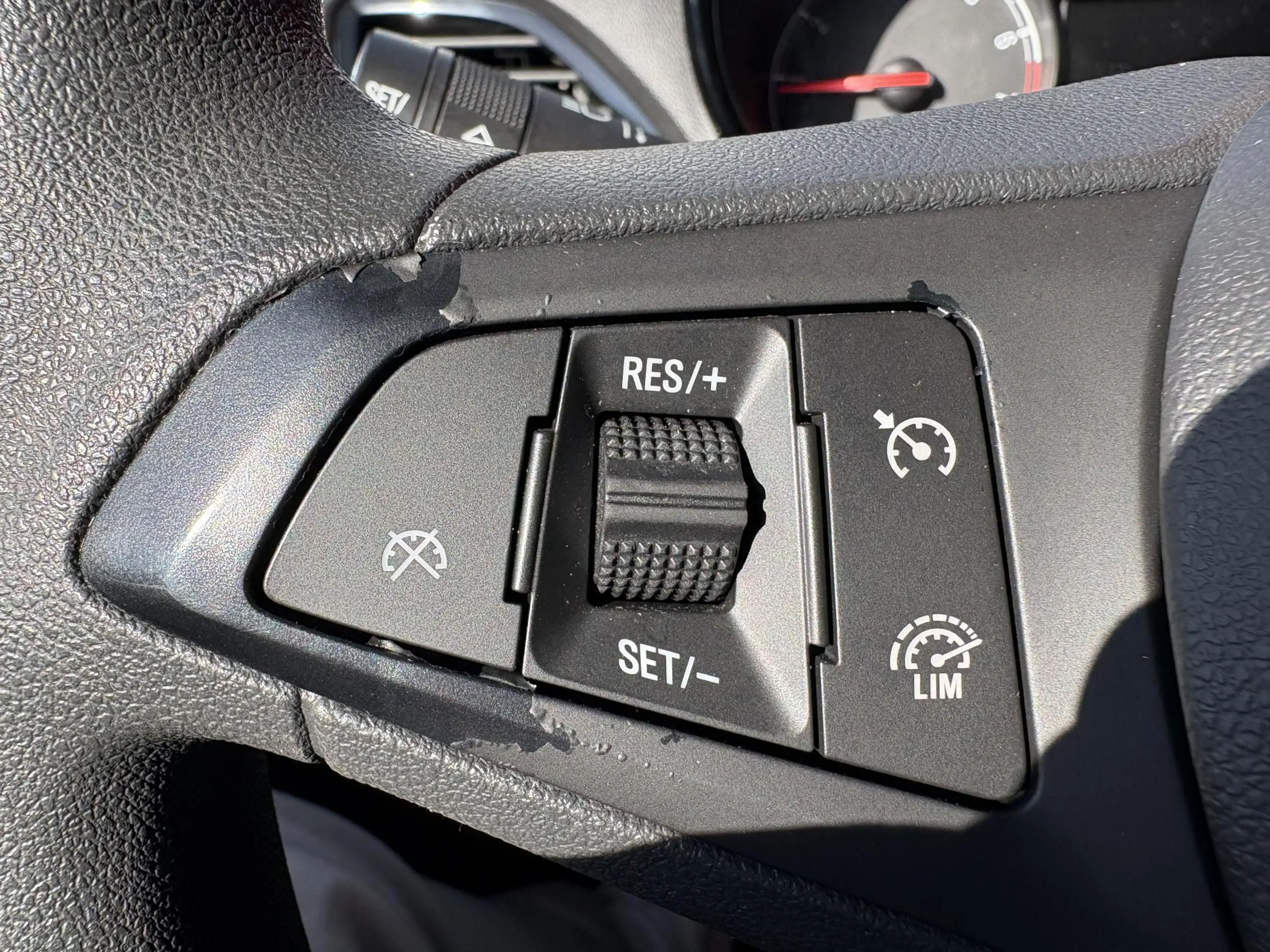 Opel Karl 1.0 ecoFLEX Edition — photo 26