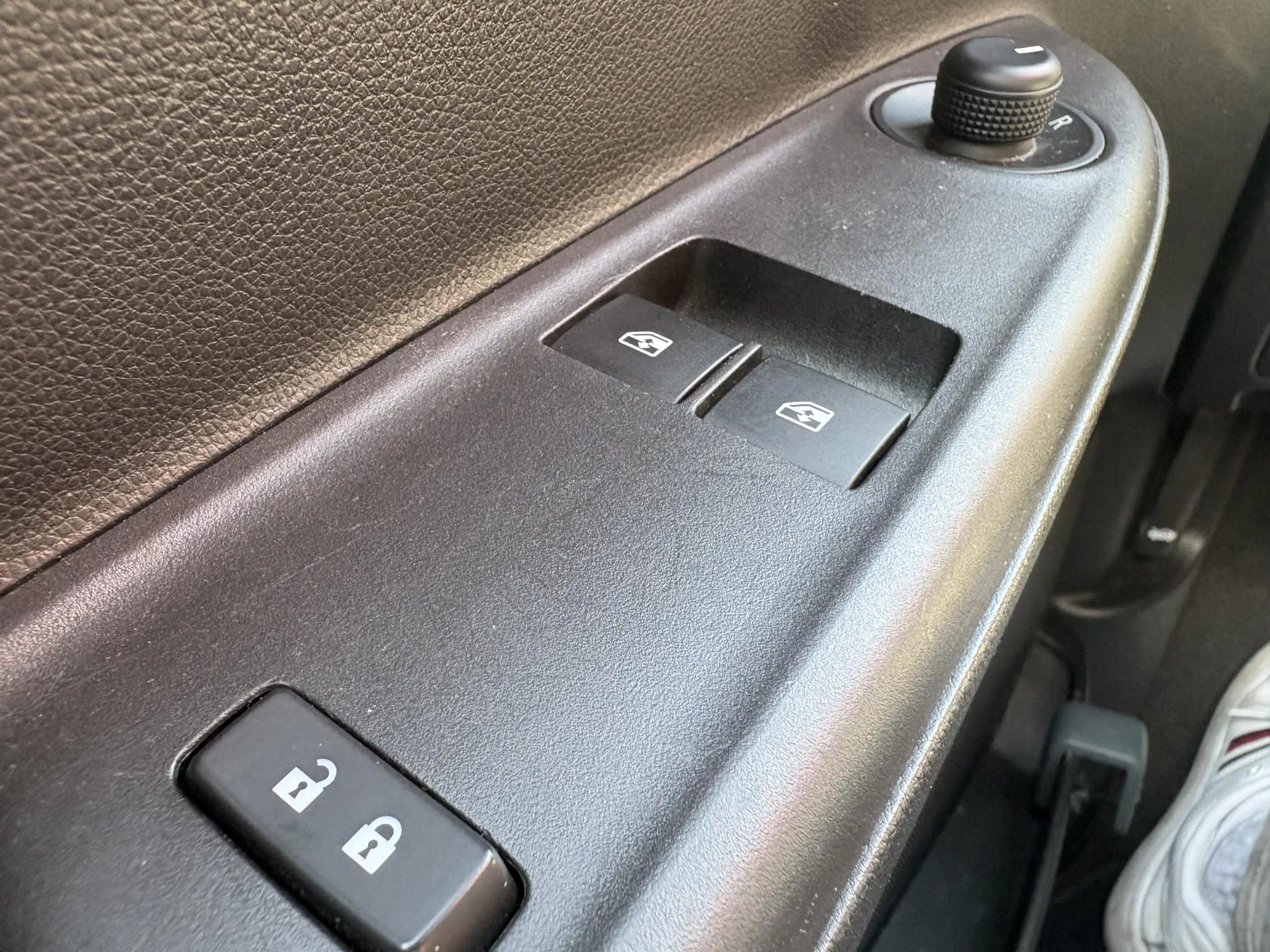Opel Karl 1.0 ecoFLEX Edition — photo 24