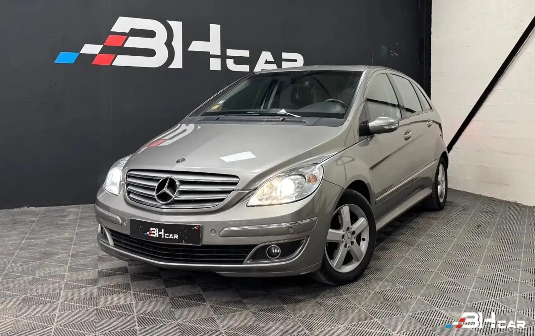 Mercedes-Benz B 180 2.0 180 CDI 110 SPORT CVT BVA Gris - 1