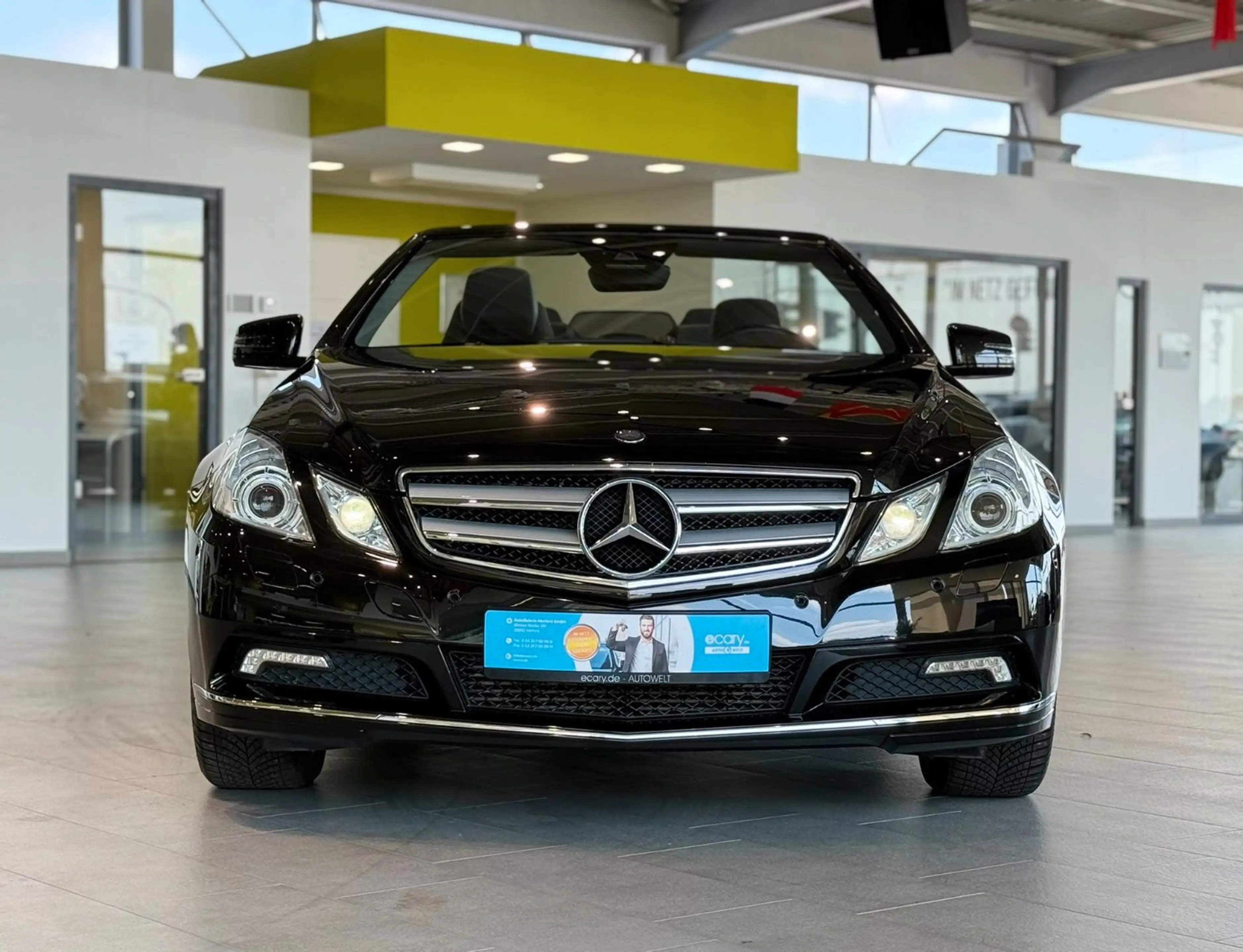 Mercedes-Benz E 250 Cabrio CGI TOP-Zustand*Navi*Leder*PDC* — photo 10