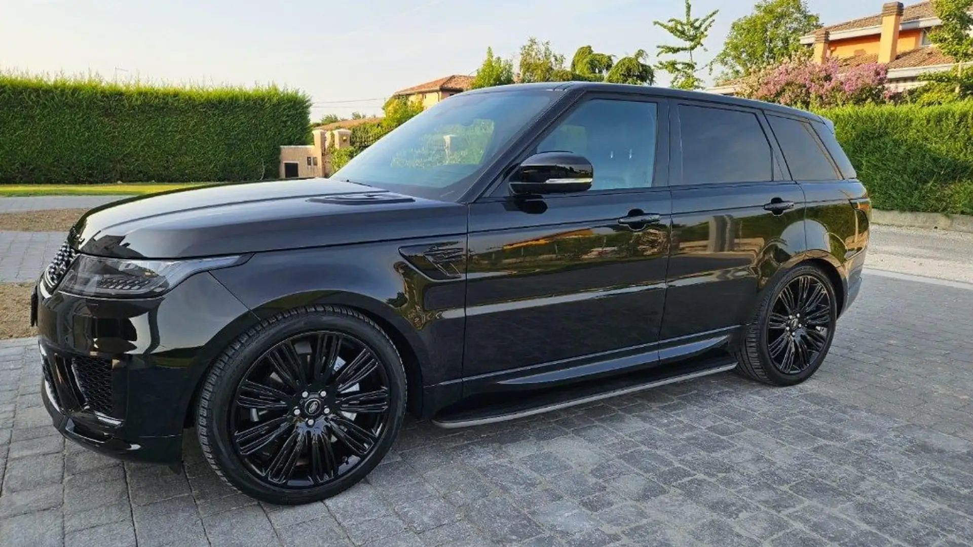 Land Rover Range Rover Sport 3.0D l6 249 CV HSE Dynamic Stealth Nero - 2