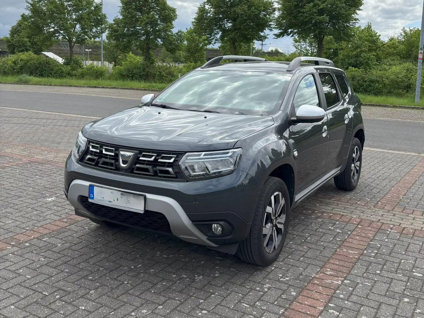 Dacia Duster Duster TCe 150 EDC 2WD Prestige Grau - 1