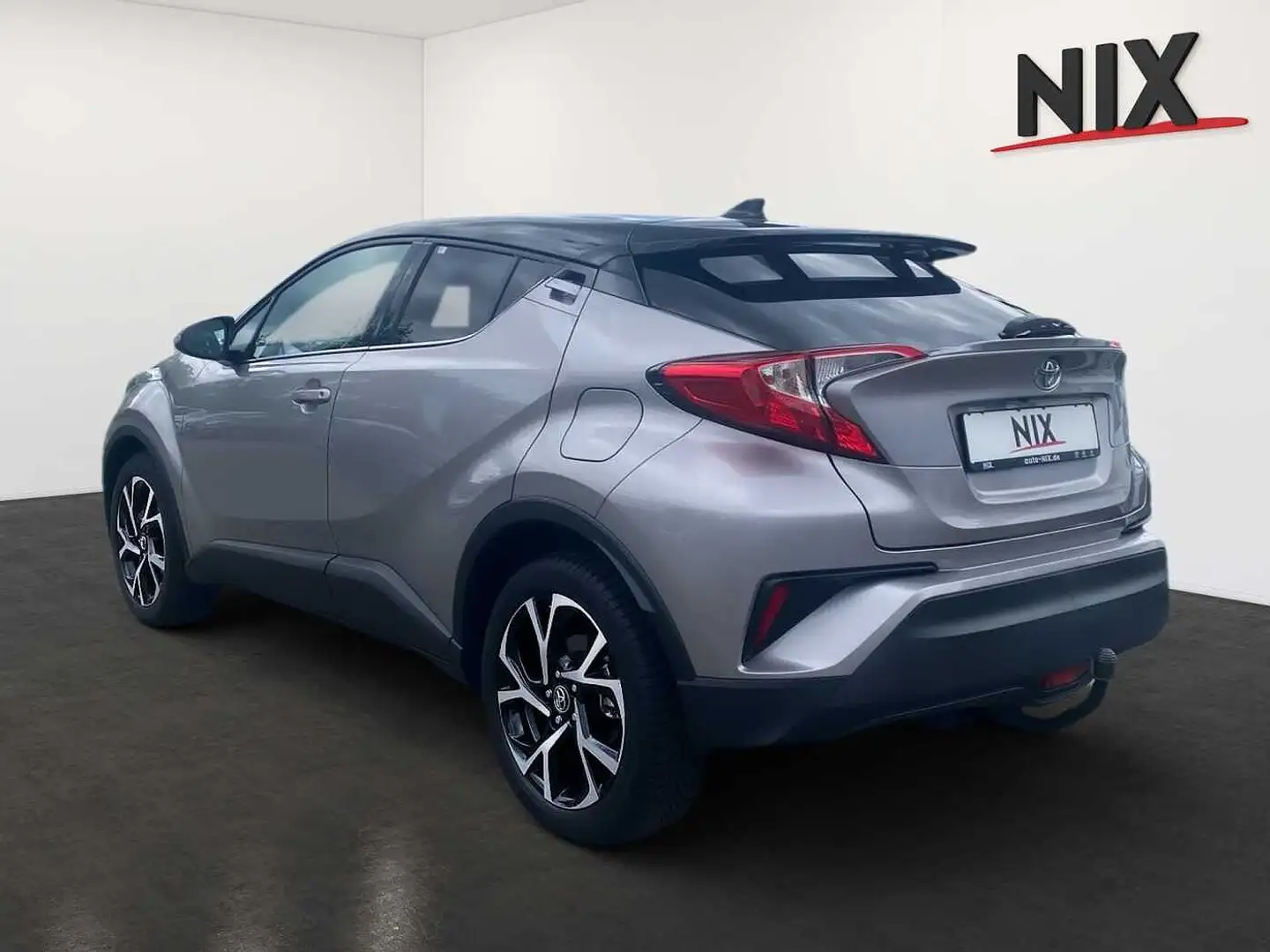 Toyota C-HR 1.2 Turbo, Style 4x2 Gris - 2