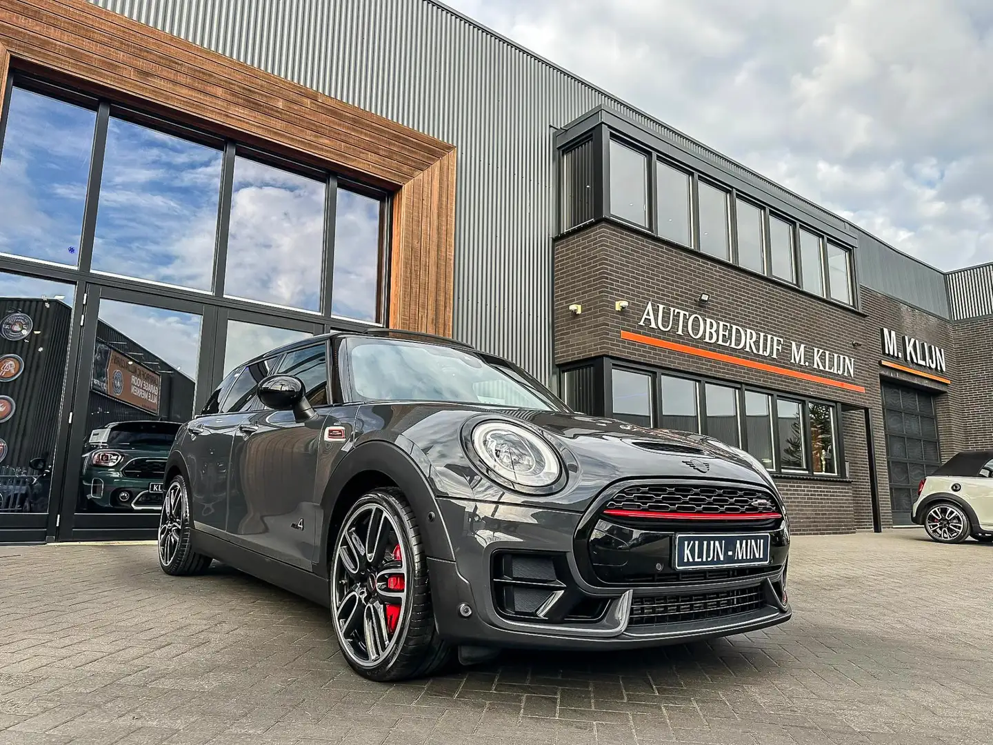 MINI John Cooper Works Clubman Mini 2.0 ALL4 F1 aut 231pk/np:61.000,-/BOMVOL! Gris - 1