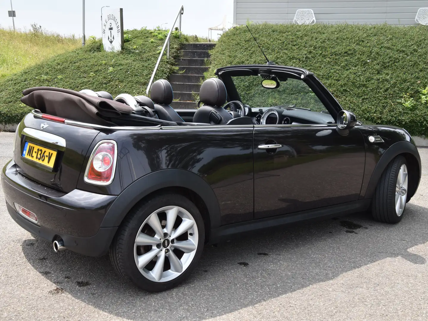 MINI Cooper Cabrio 1.6 Highgate Hnědá - 2