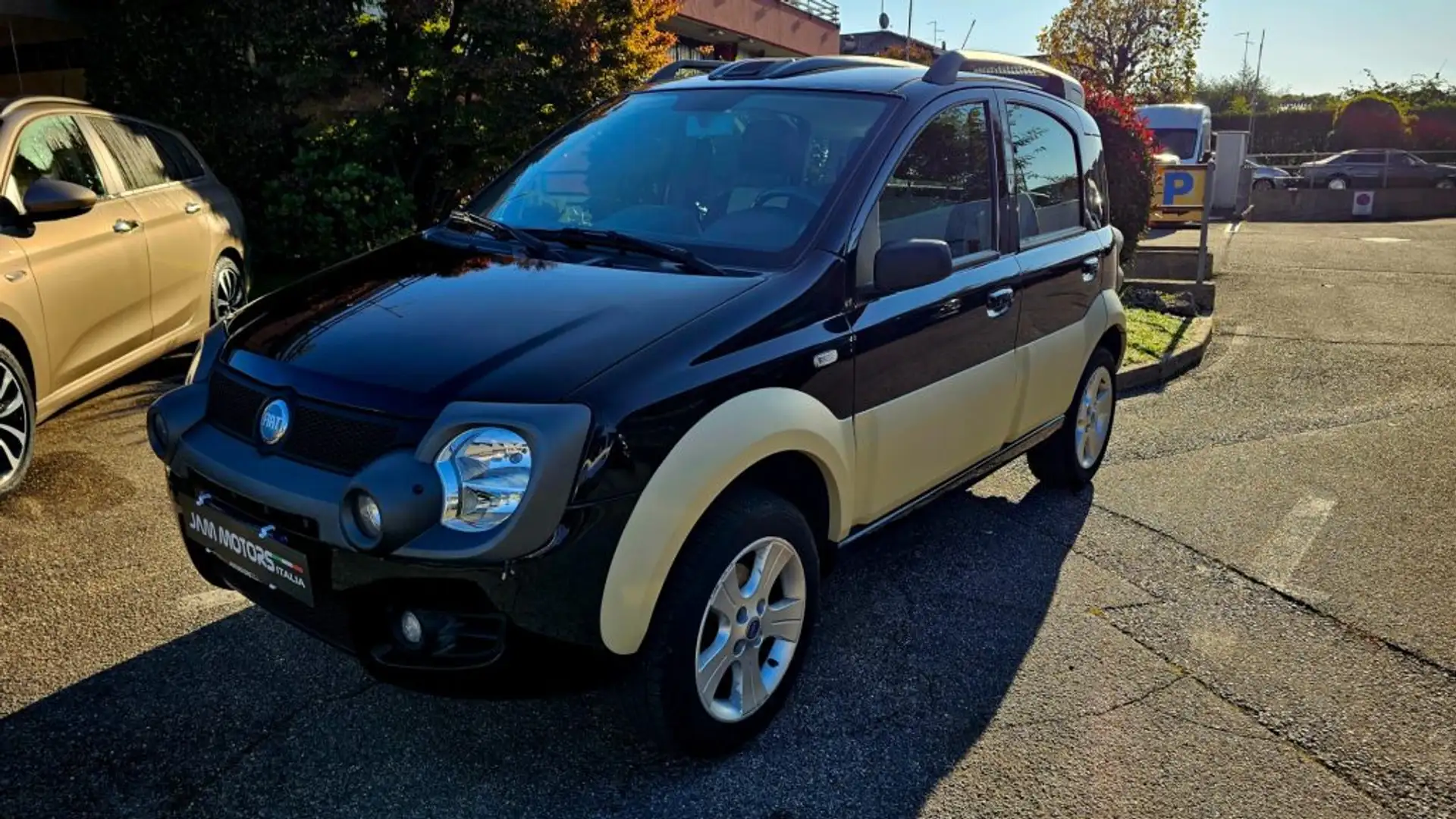 Fiat Panda 1.3 MJT 4x4  Cross Noir - 1