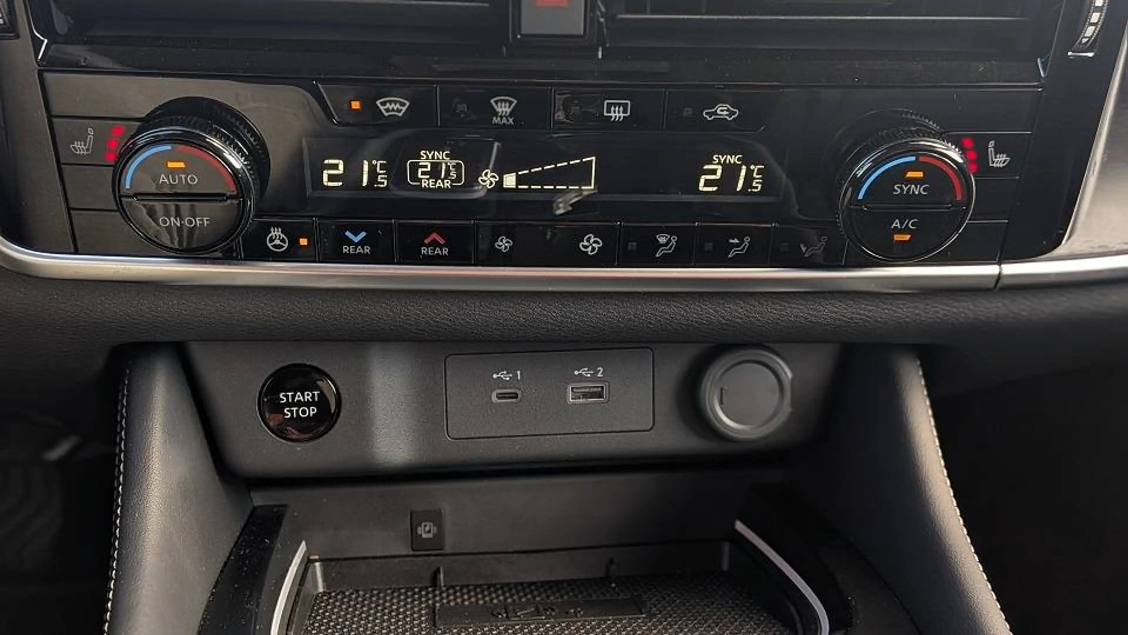 Nissan X-Trail X-Trail e-Power 1.5 VC-T e-POWER e-4ORCE Tekna — photo 11