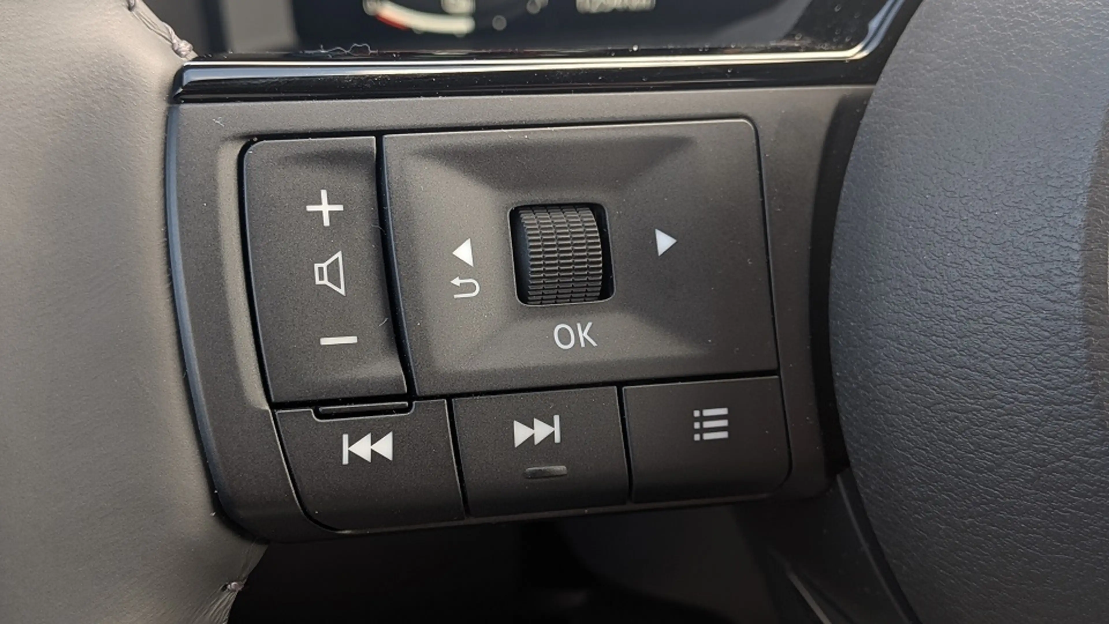 Nissan X-Trail X-Trail e-Power 1.5 VC-T e-POWER e-4ORCE Tekna — photo 9