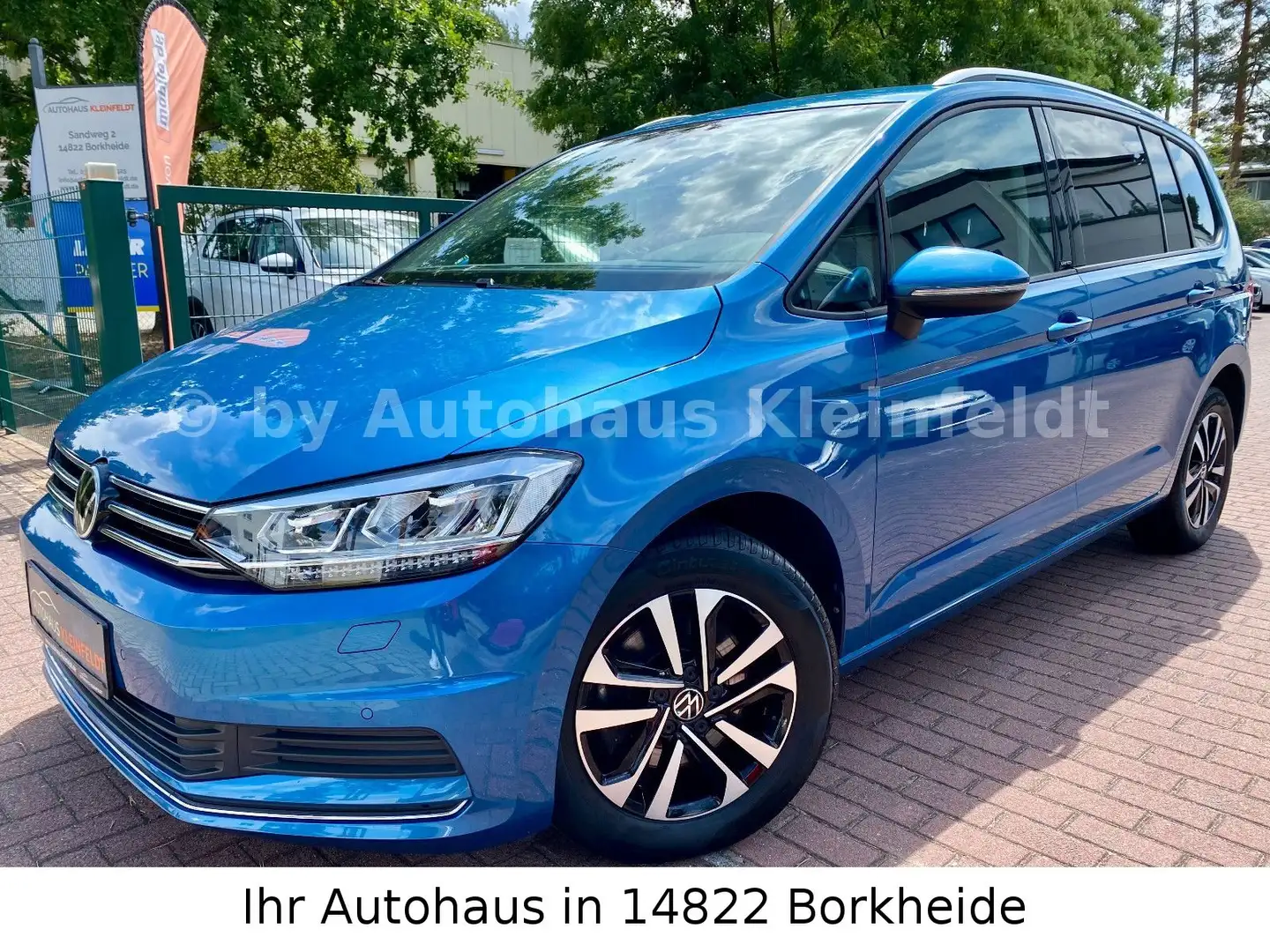 Volkswagen Touran United 1.5 TSI DSG |LED|AHK|ACC|NAVI Blauw - 2