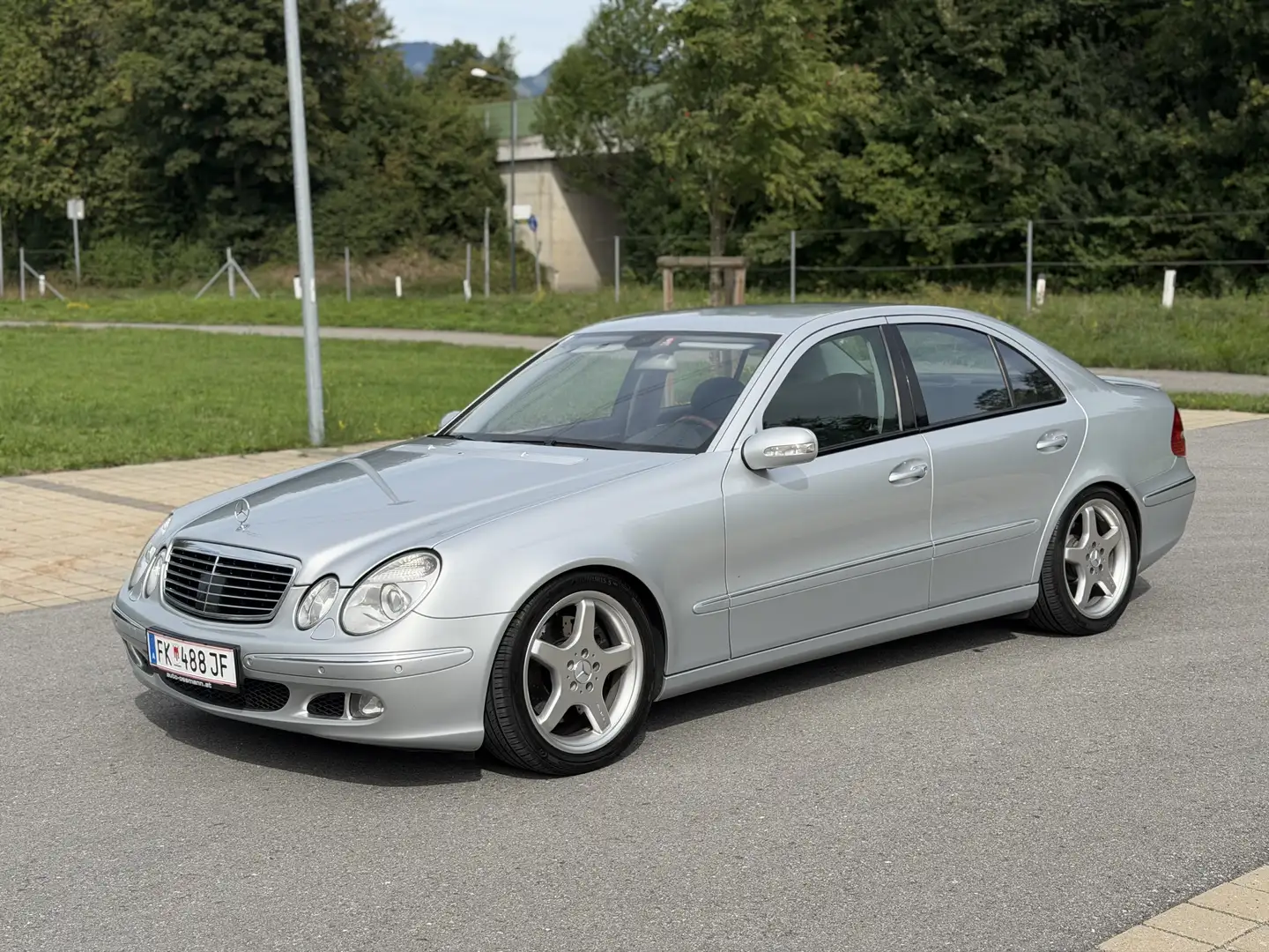 Mercedes-Benz E 500 4 Matic TÜV 8/27 + 4 Mon - 1