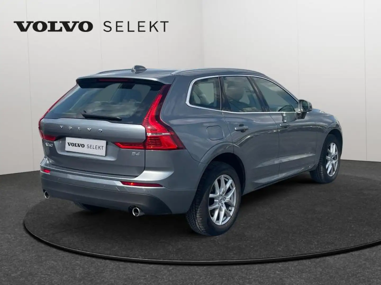 Volvo XC60 B4 Momentum / Diesel Gris - 2