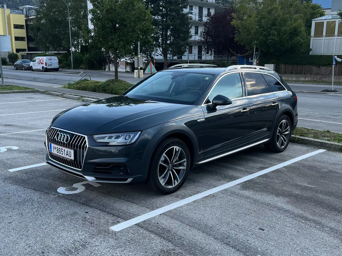 Audi A4 allroad 2.0 TDI Allroad Quattro, nur AUDI Service Gris - 2