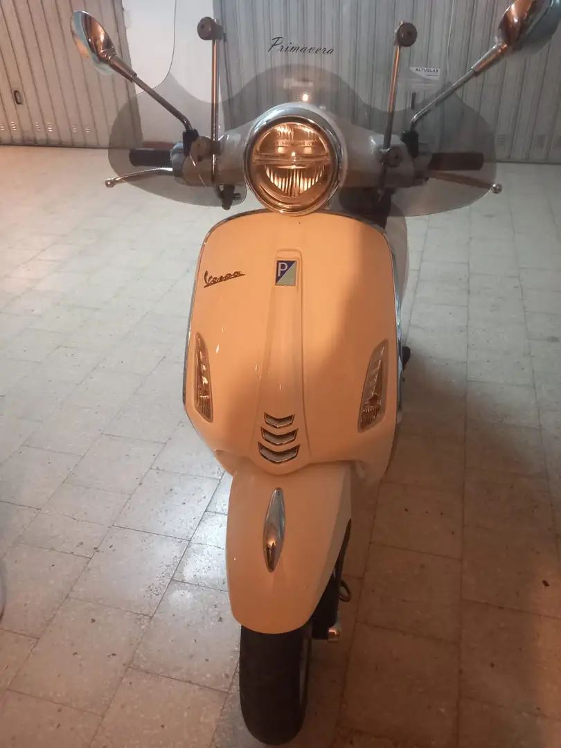 Piaggio Primavera 125 Wit - 1