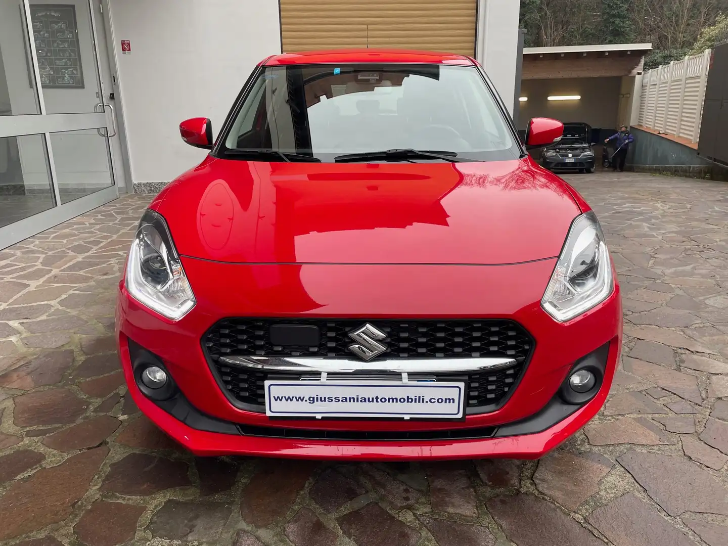 Suzuki Swift 1.2h Top 2wd cvt UNICO PROPRIETARIO BELLISSIMA Rosso - 2