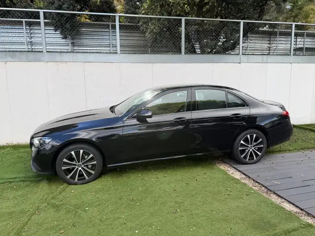 Mercedes-Benz E 300 de 4Matic
