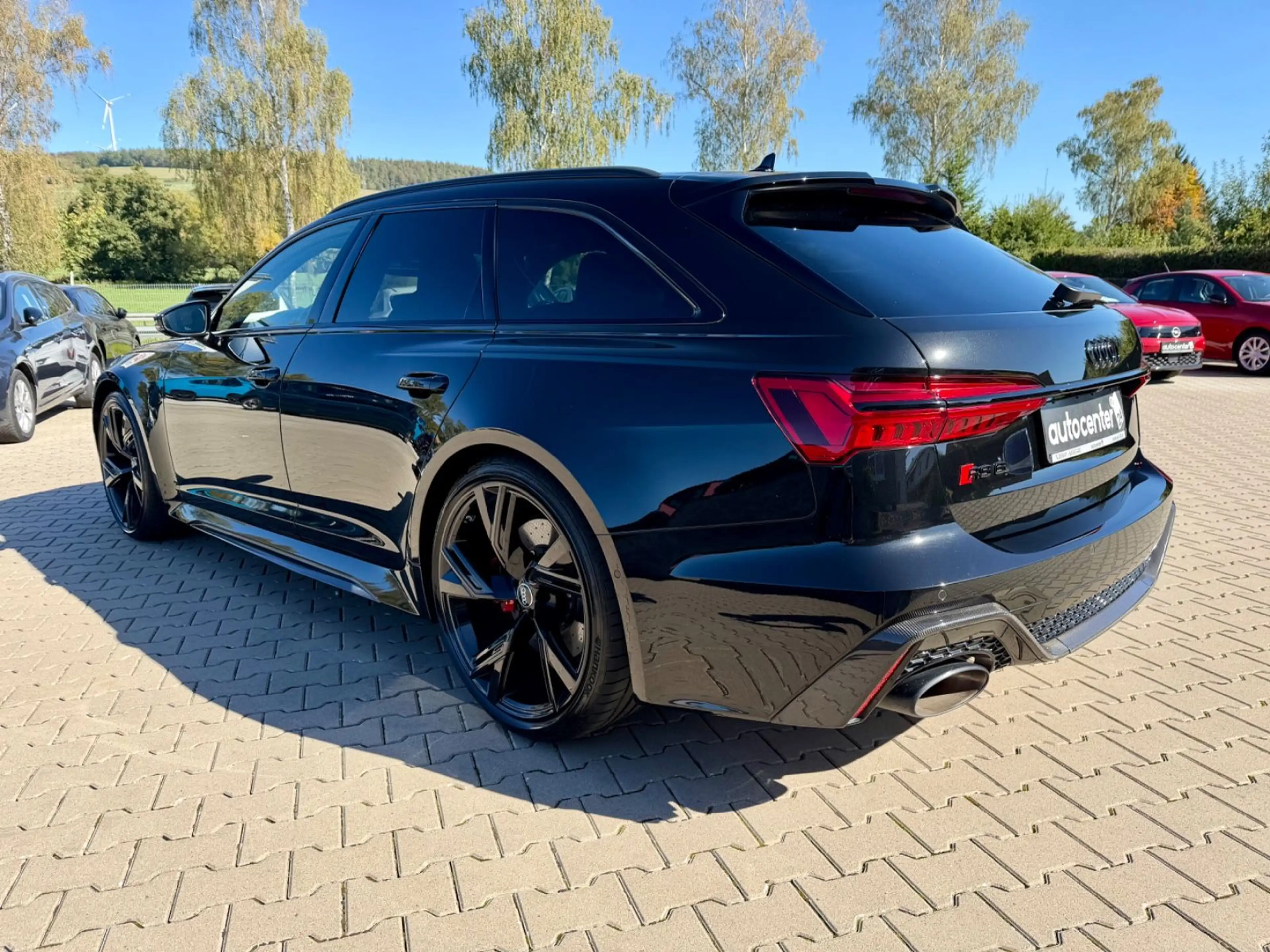 Audi RS6 °Keramik°HeadUp°Laser°Carbon°22 Zoll°Pano — photo 5