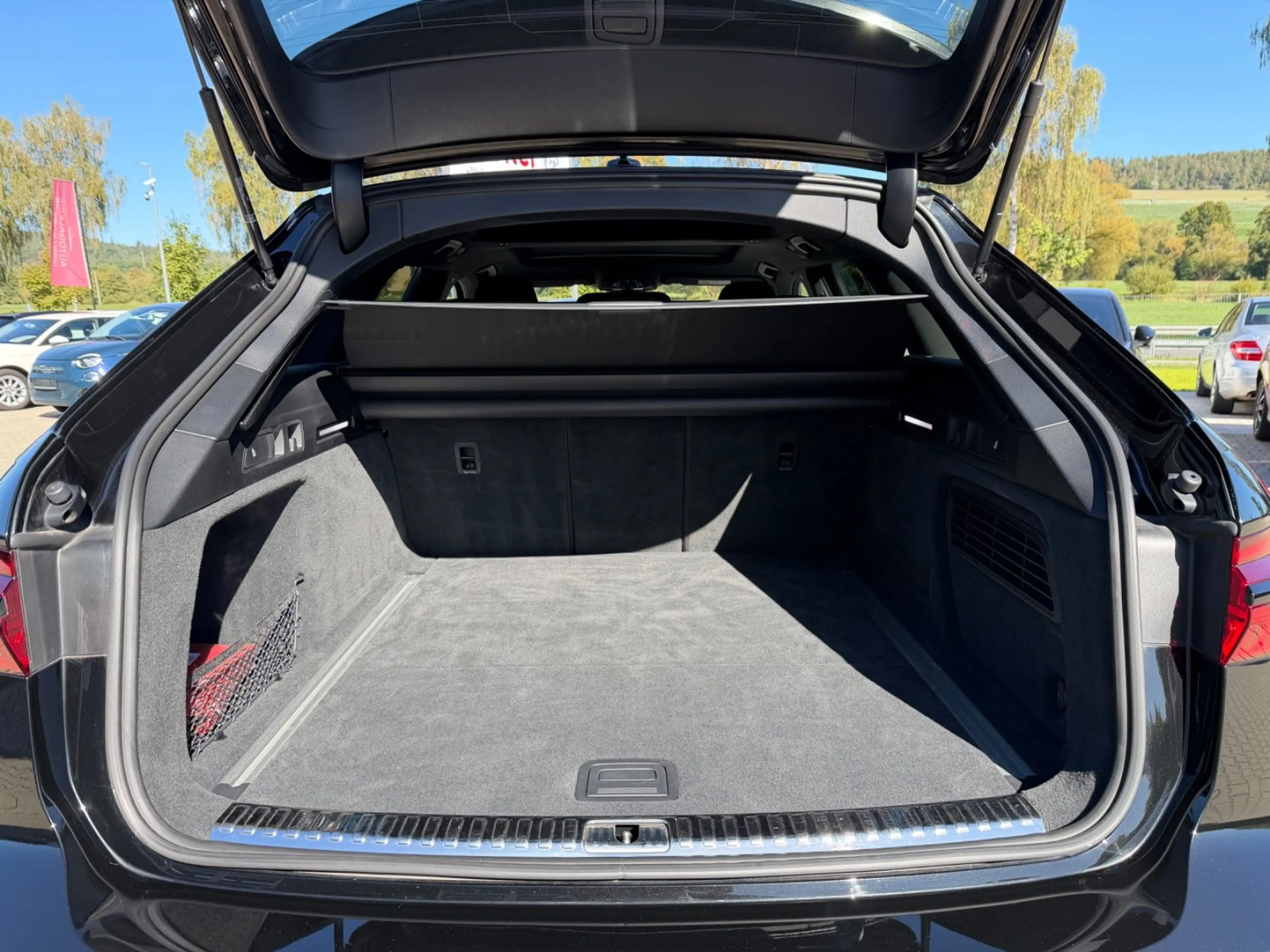 Audi RS6 °Keramik°HeadUp°Laser°Carbon°22 Zoll°Pano — photo 9