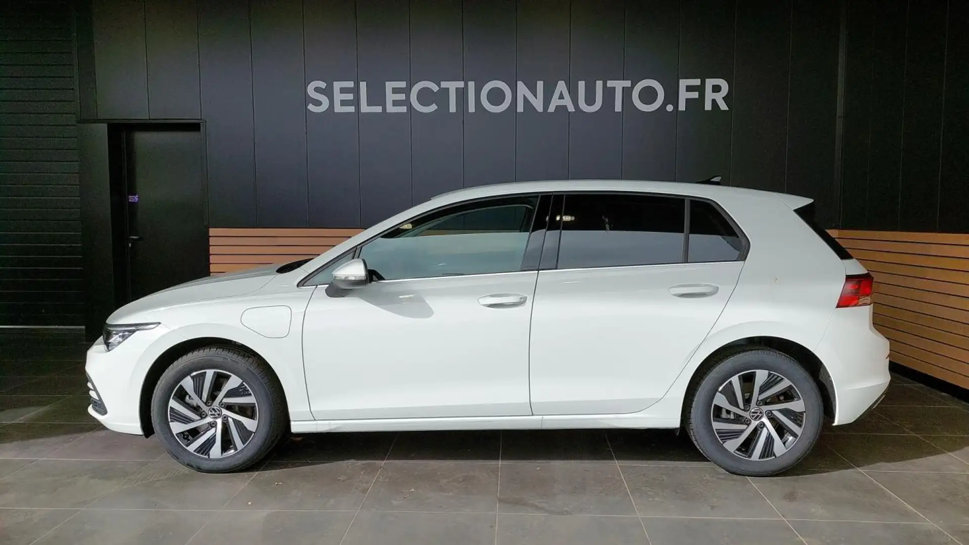 Volkswagen Golf VIII 1.4 eHybrid OPF 204 DSG6 Style Blanc - 2
