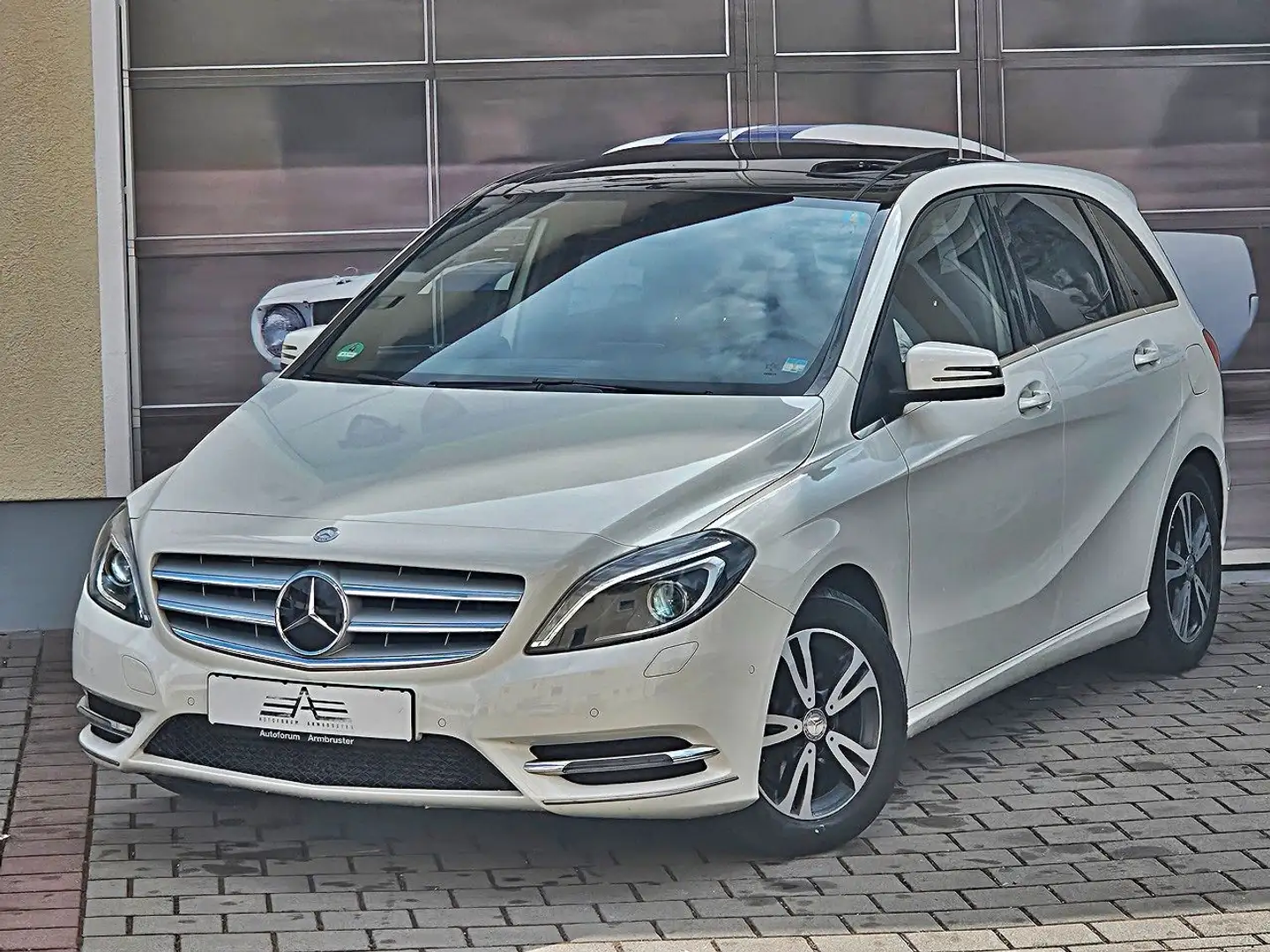 Mercedes-Benz B 200 CDI*Bi-Xenon/Kamera/PDC/Navi/Schiebedach* Blanco - 2