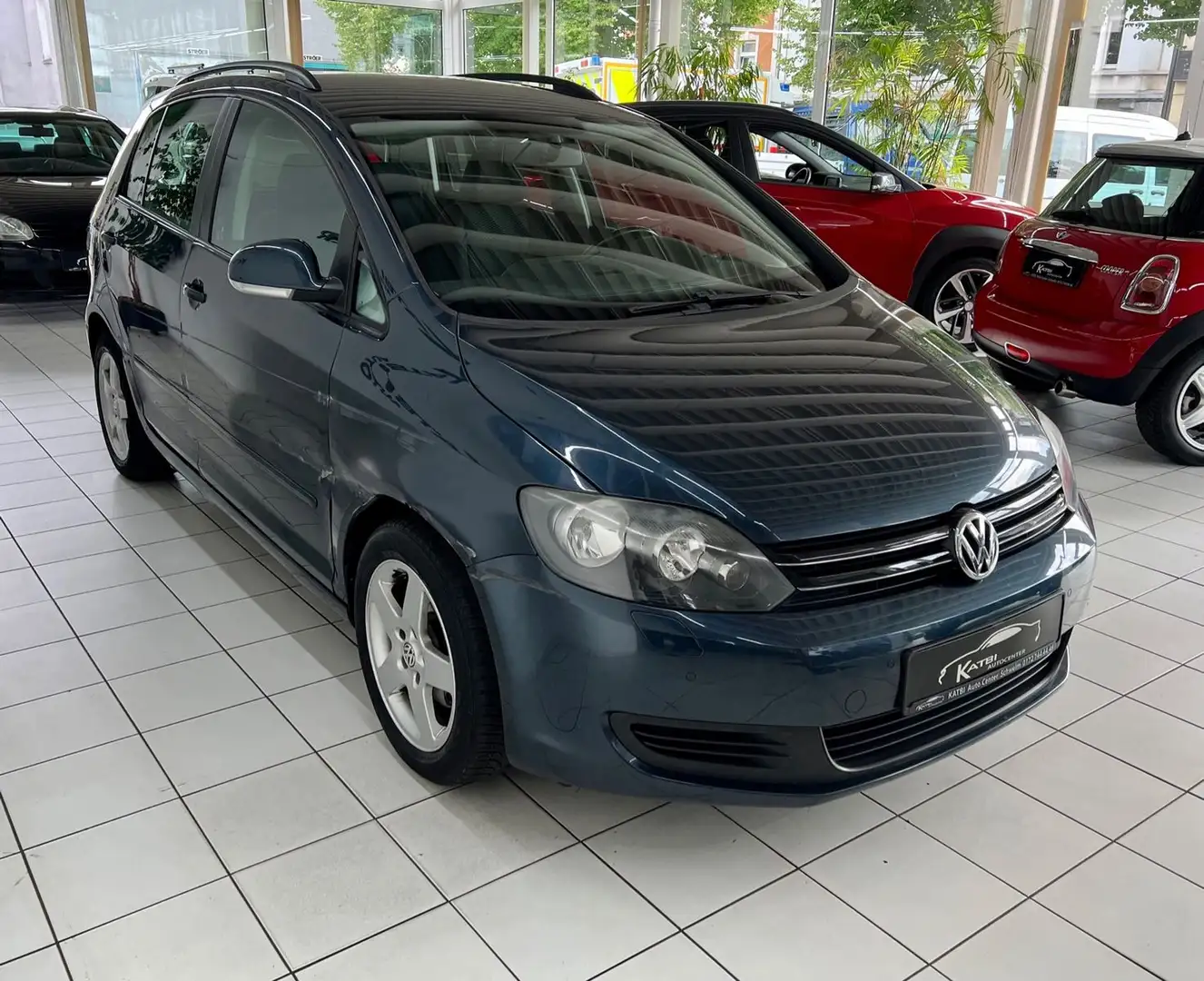 Volkswagen Golf Plus VI 1.6 TDI Comfortline HU 08.2026 Blau - 2