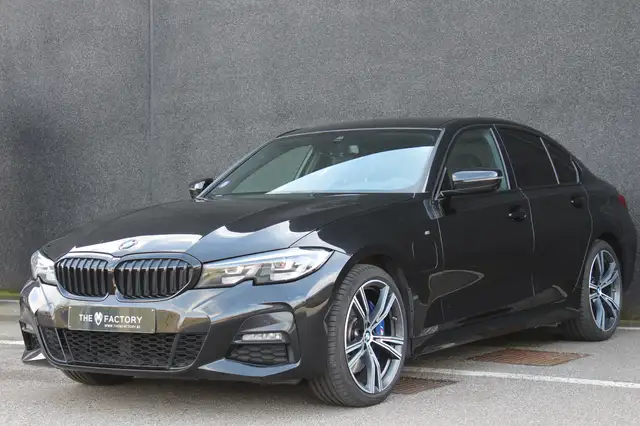 BMW 330 e - M Pack - M Sportstoel - Leder - Keyless - HiFi