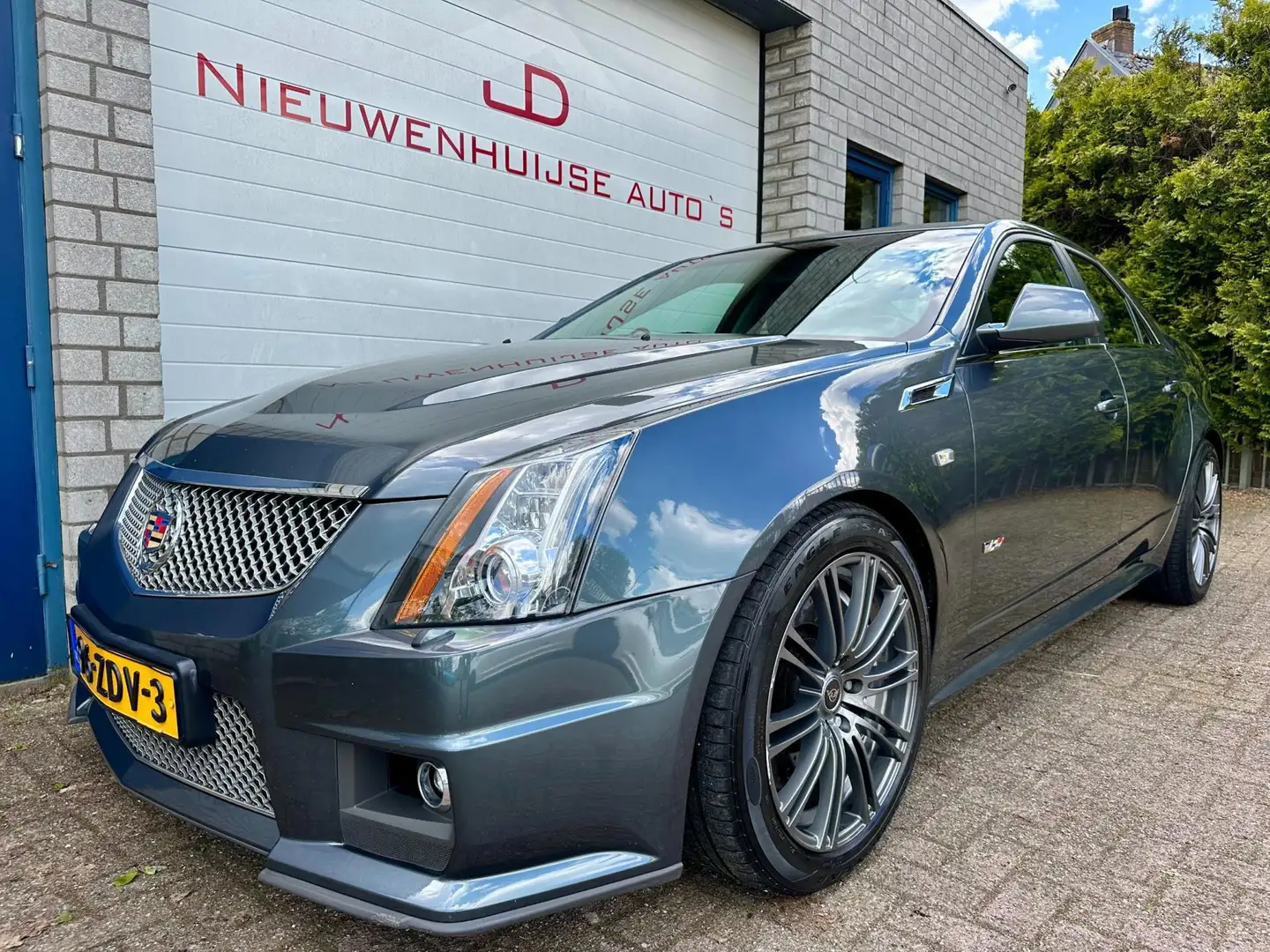 Cadillac CTS -V 6.2 V8 Supercharged, NAP, 74.696km, nieuwstaat! Grigio - 1