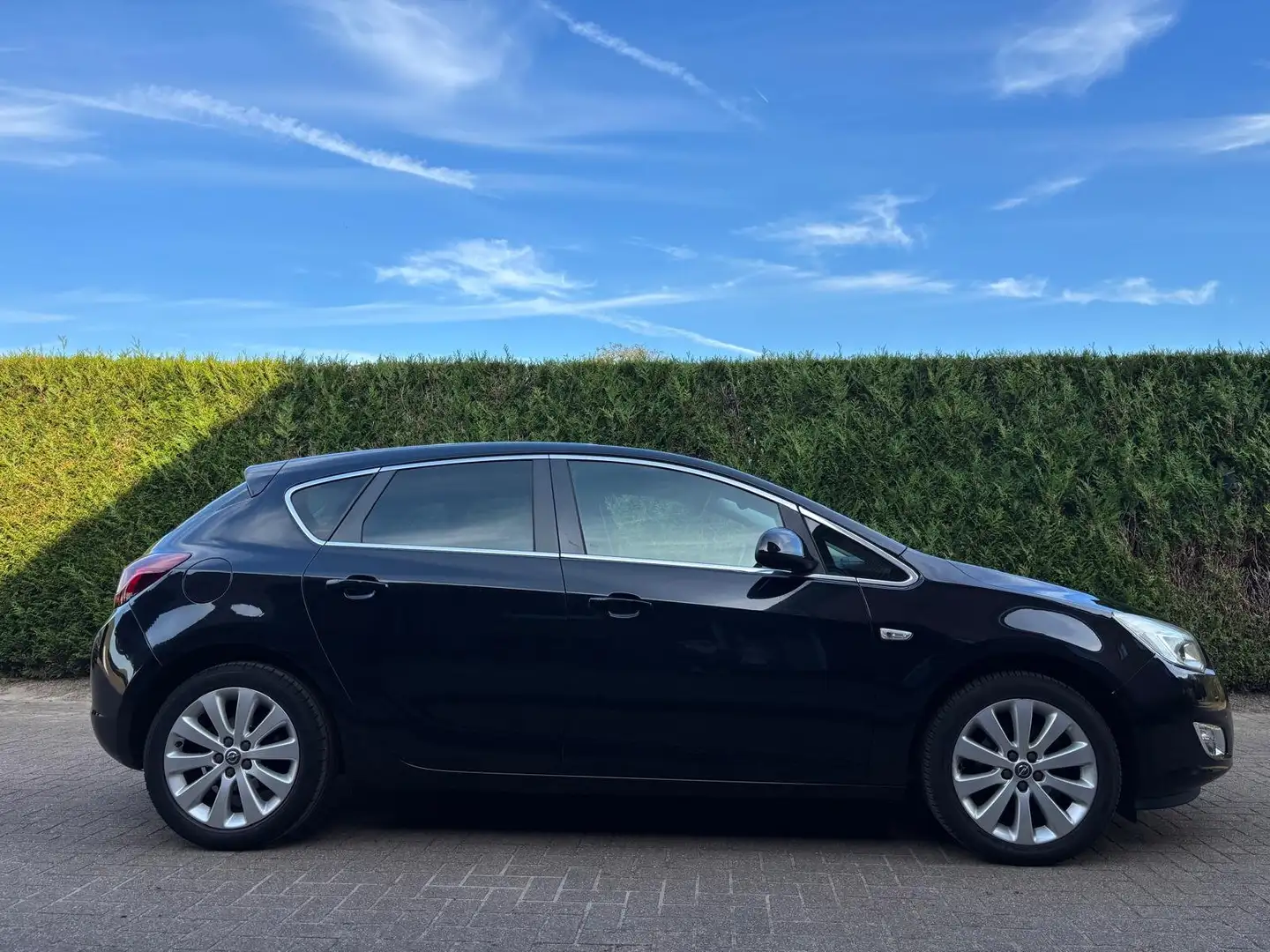 Opel Astra Astra 1.4 Turbo Cosmo Zwart - 1