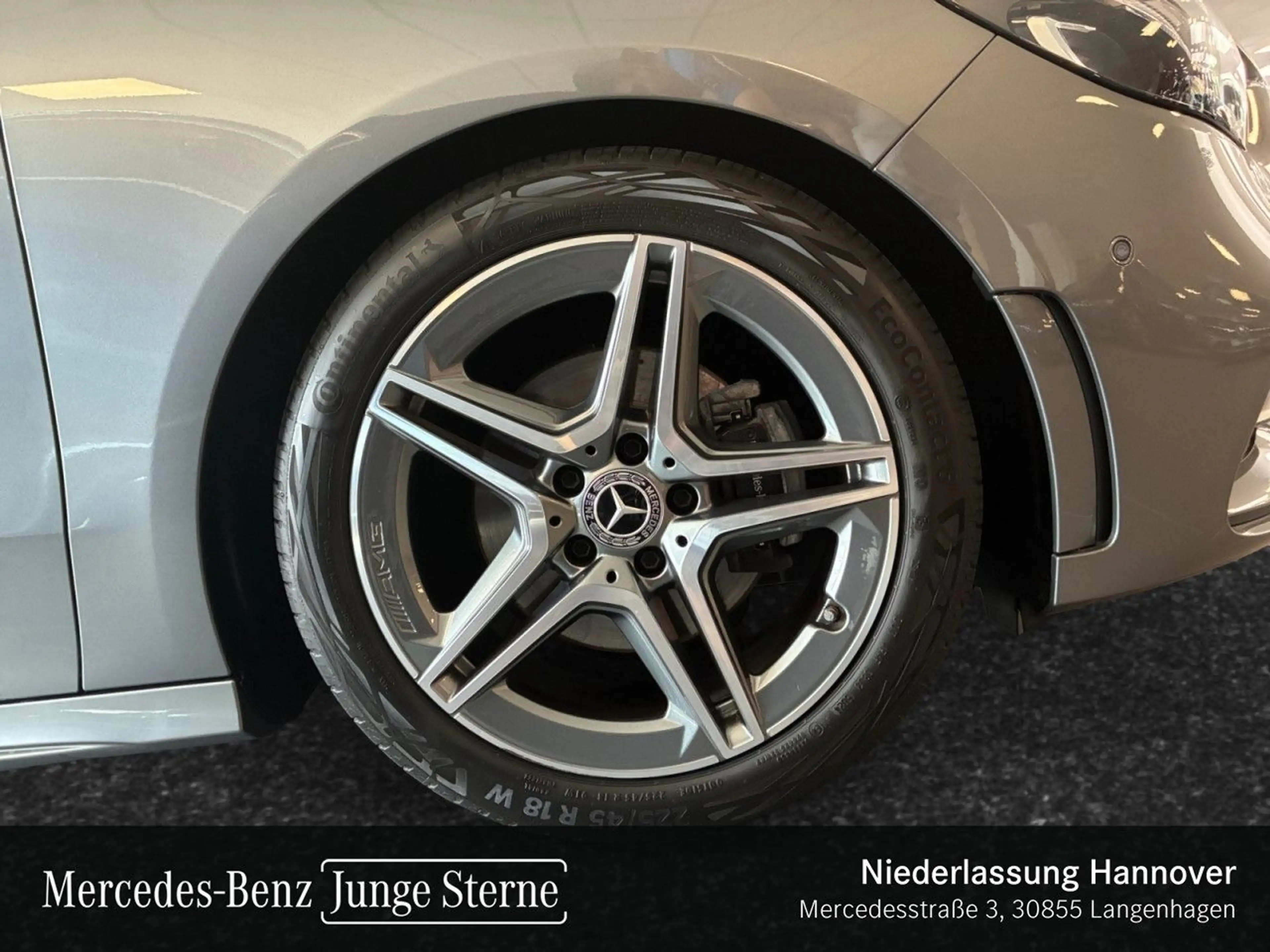 Mercedes-Benz B 200 d AMG+LED+KAMERA+KEYLESS+8G — photo 5