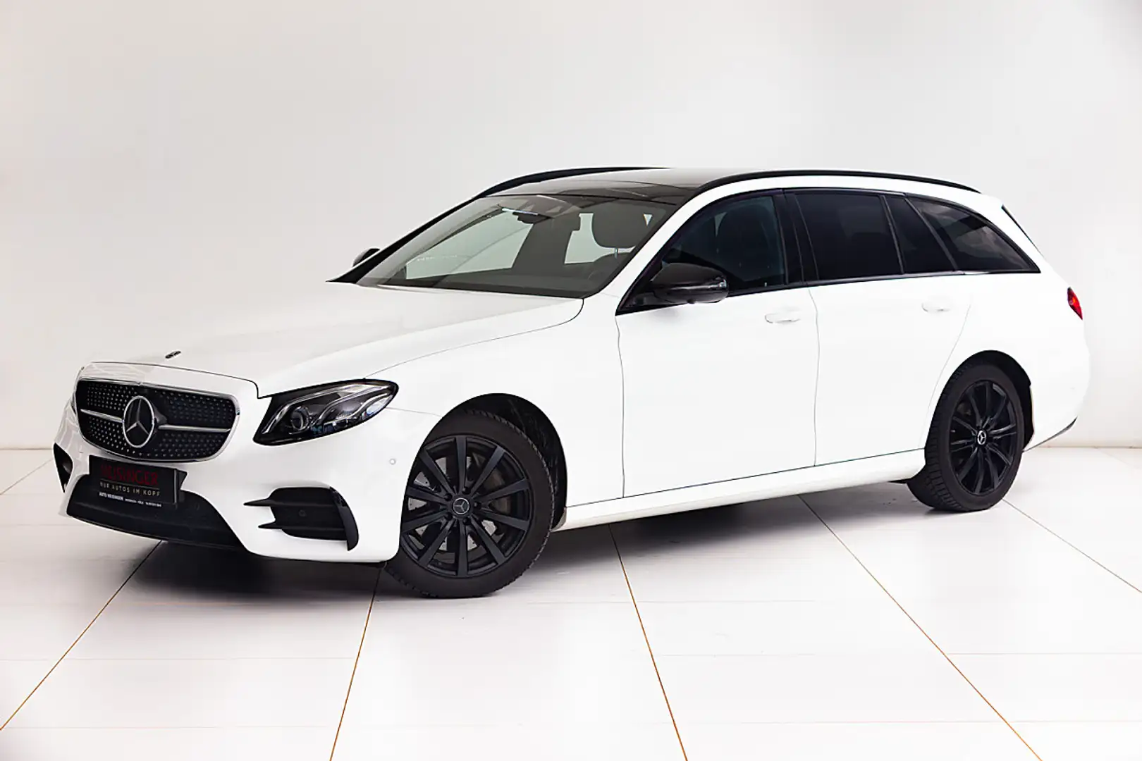 Mercedes-Benz E 220 d T Aut. Weiß - 1