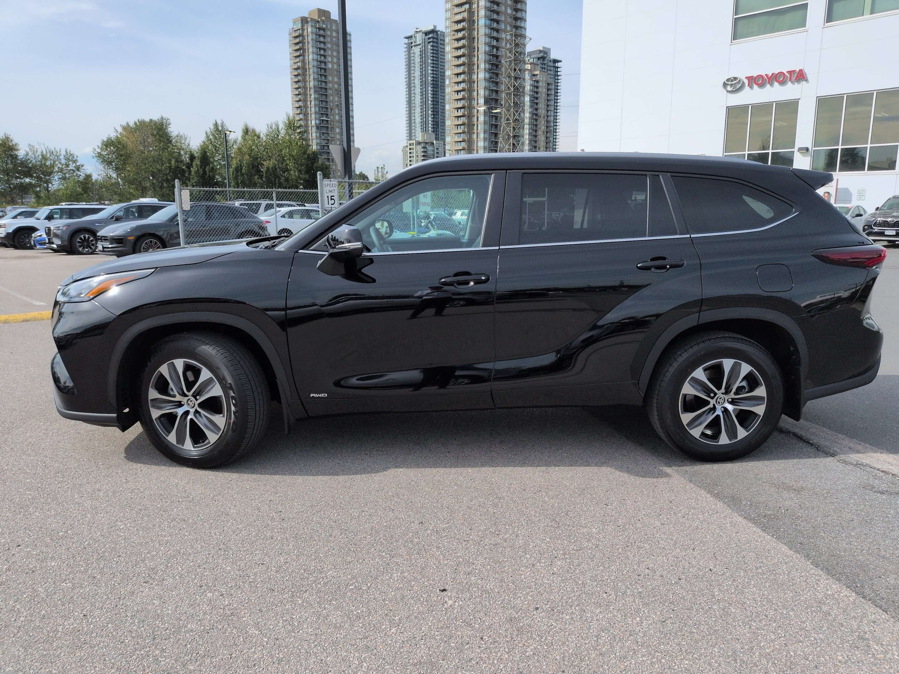 2026 Toyota Highlander — снимка 1