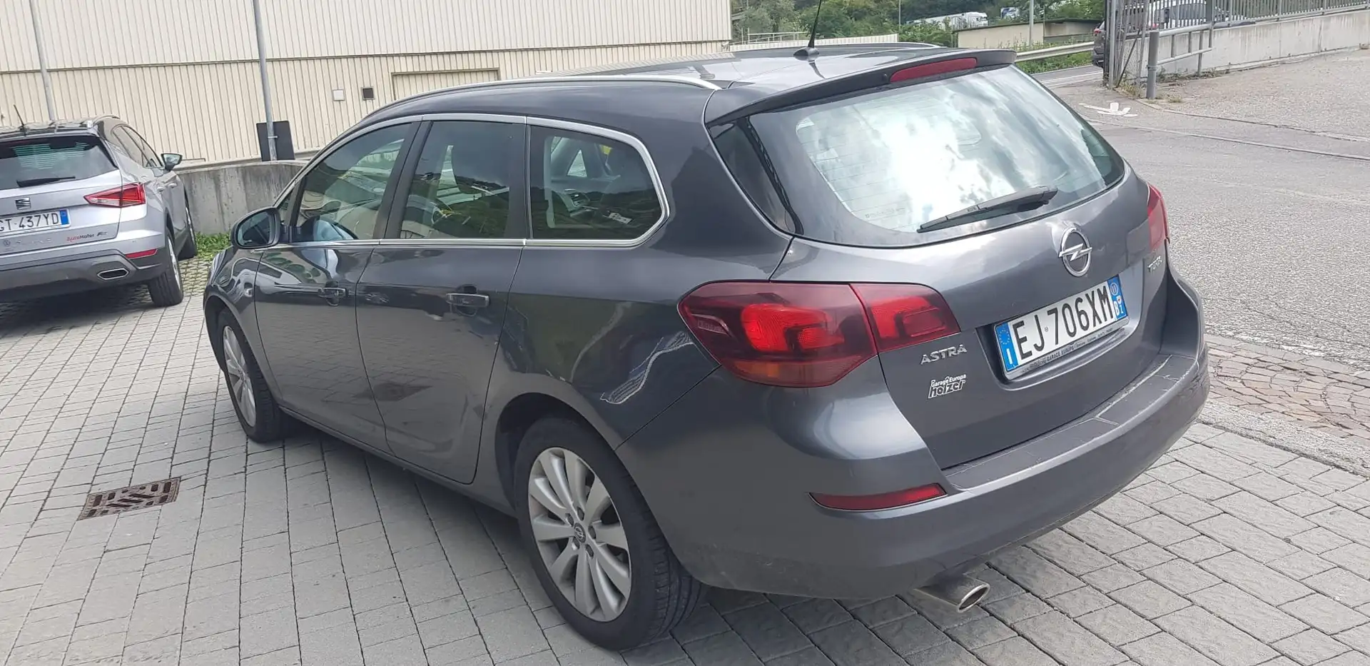 Opel Astra Astra ST 1,4 Turbo Ecotec Cosmo Start/Stop EURO5B! Grijs - 2