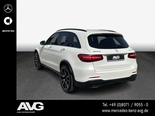 Mercedes-Benz GLC view 4