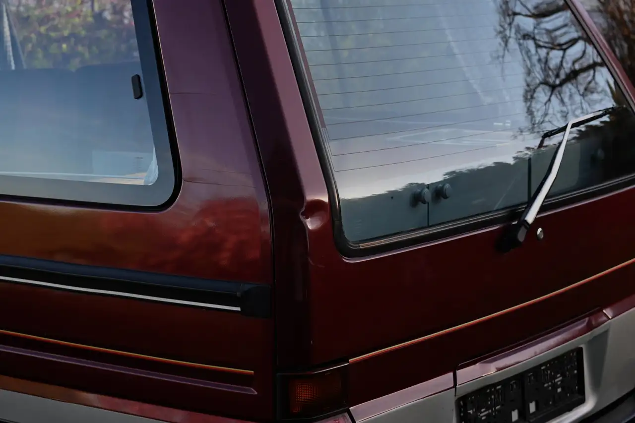 Nissan Vanette, foto 11