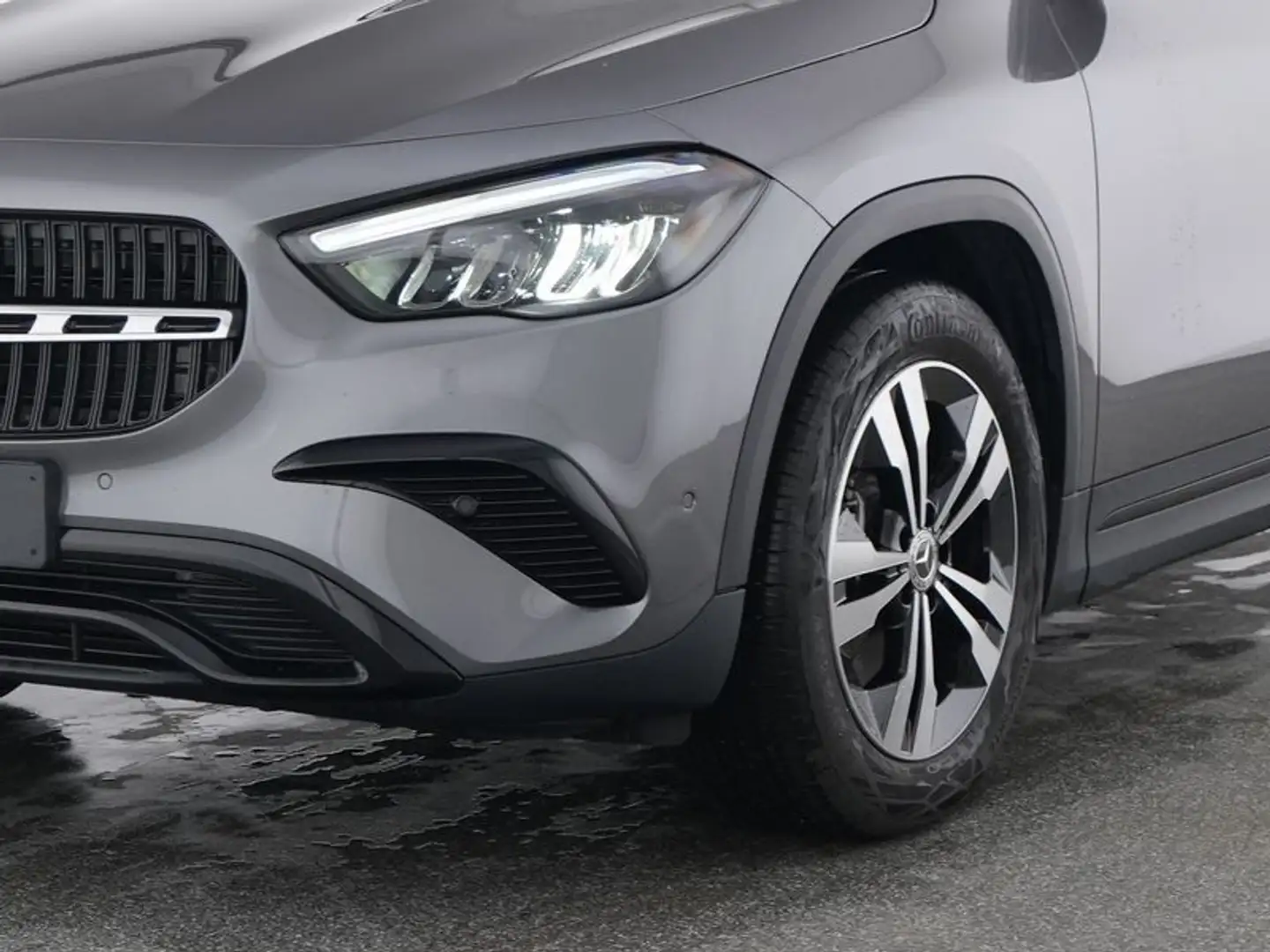 Mercedes-Benz GLA 250 4M Progressive*Distro*360°*Totwi*Memory* Grau - 2