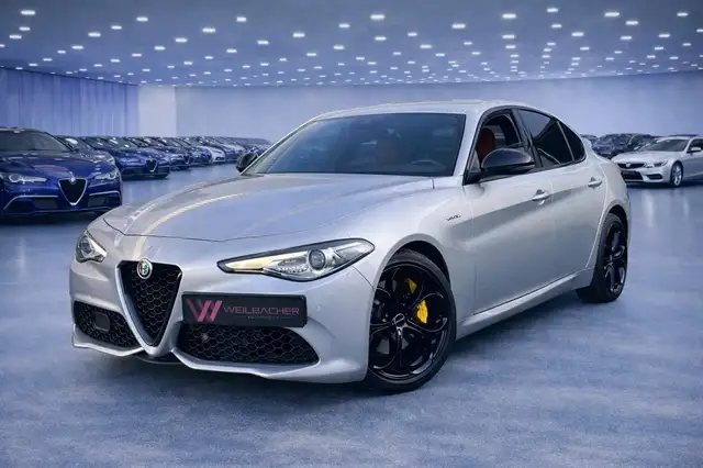 Alfa Romeo Giulia Veloce Q4 * Leder * Bi Xenon*Performance*