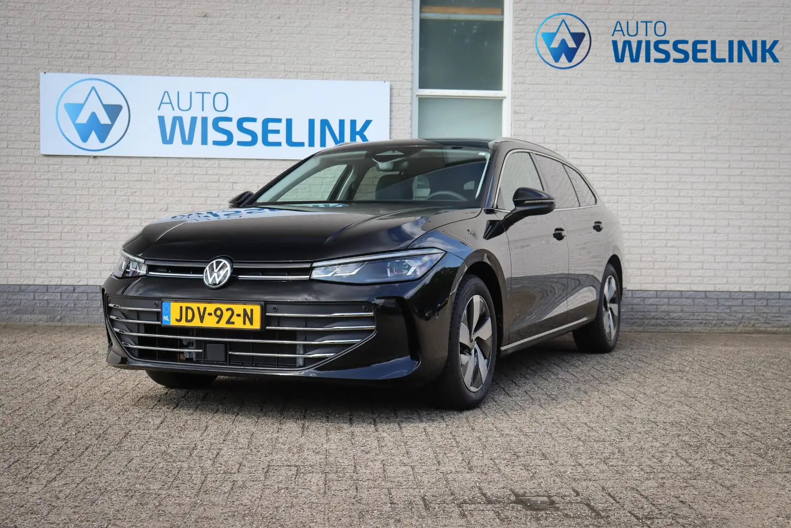 Volkswagen Passat Variant 1.5 eTSI Business Premium-pakket,virtual cockpit,h Zwart - 1