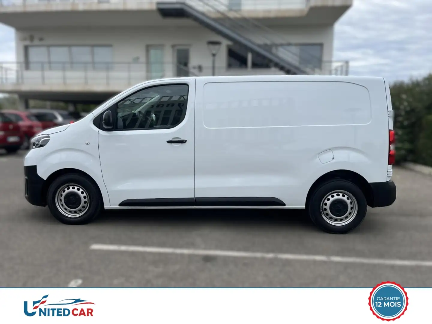 Toyota Proace Proace 2.0 120 D-4D Start\u0026Stop FOURGON Medium Dynamic PHASE 1 Blanc - 2