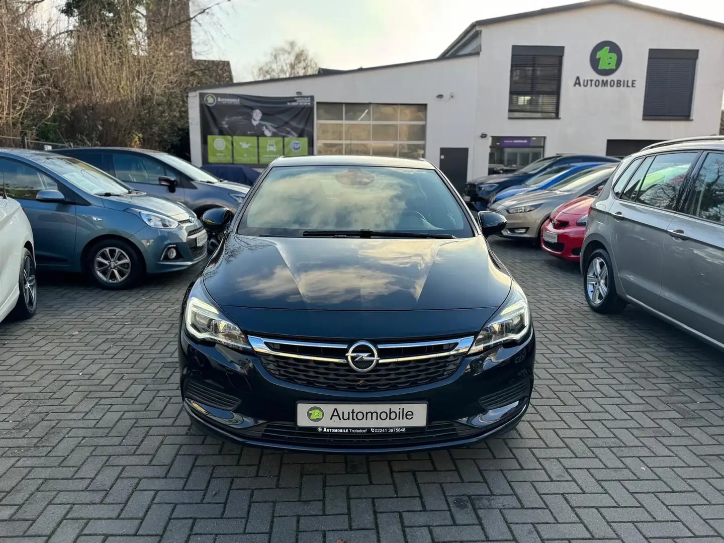 Opel Astra K Lim. 5-trg. Edition*PDC*SHZ*TEMPO*AHK Zwart - 2