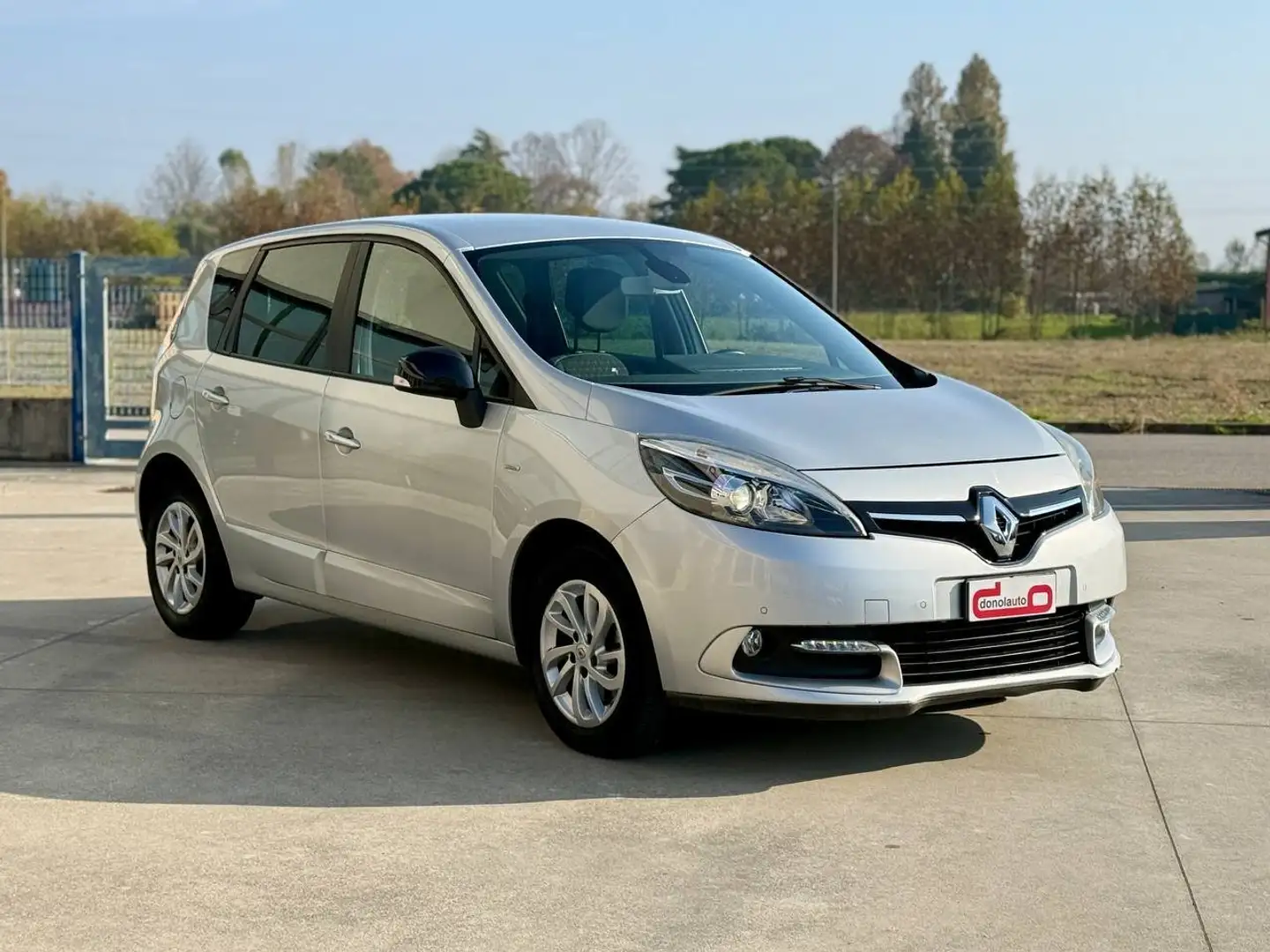 Renault Scenic SCENIC X MOD 1.2 tce *TAGLIANDATA* 1 PROPRIETARIO Plateado - 1