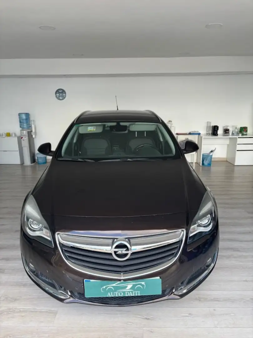 Opel Insignia Familiar Manual de 5 Puertas Mauve - 1