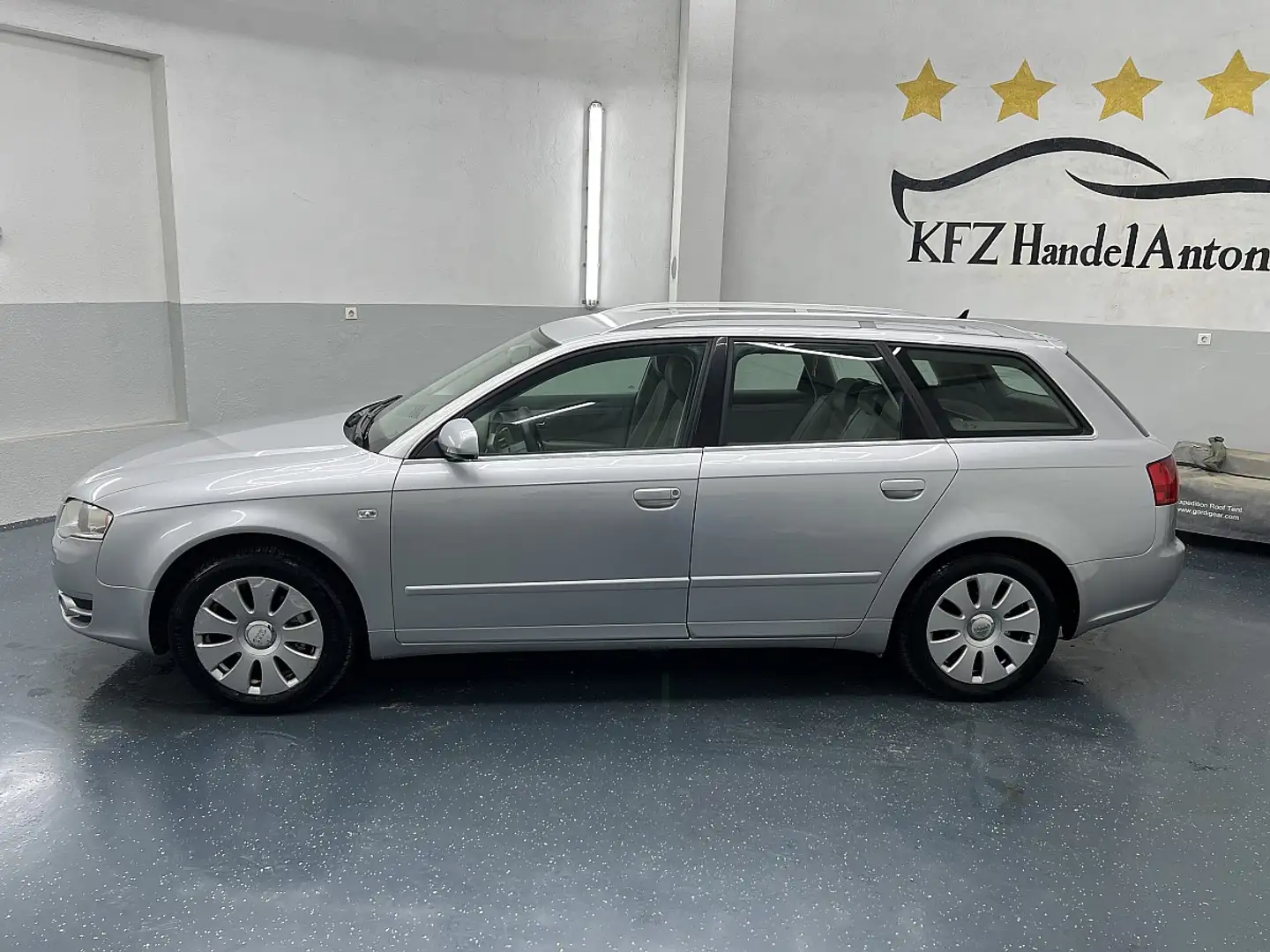 Audi A4 Avant 1,9 Komfort TDI * SOFORT FINANZIERUNG & E... Grau - 2