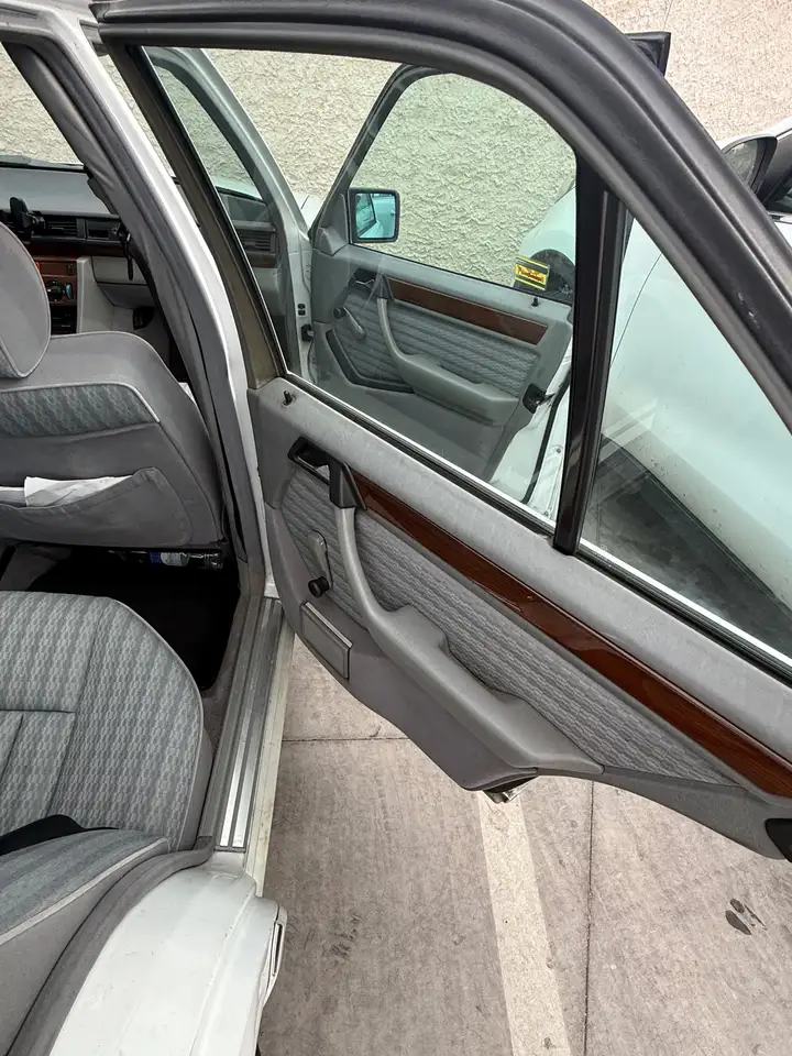 Mercedes-Benz 200D, foto 8
