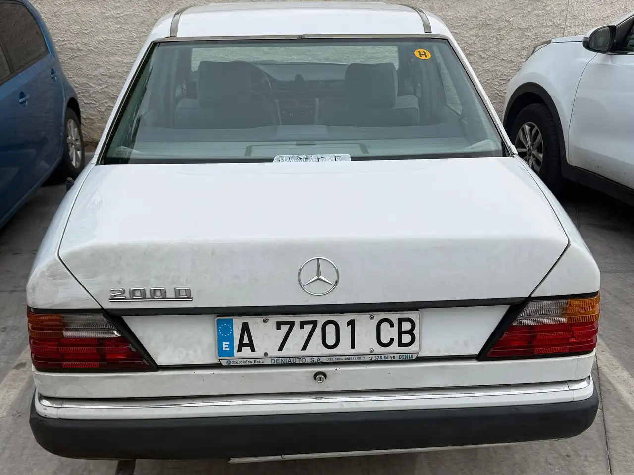 Mercedes-Benz 200D, foto 2